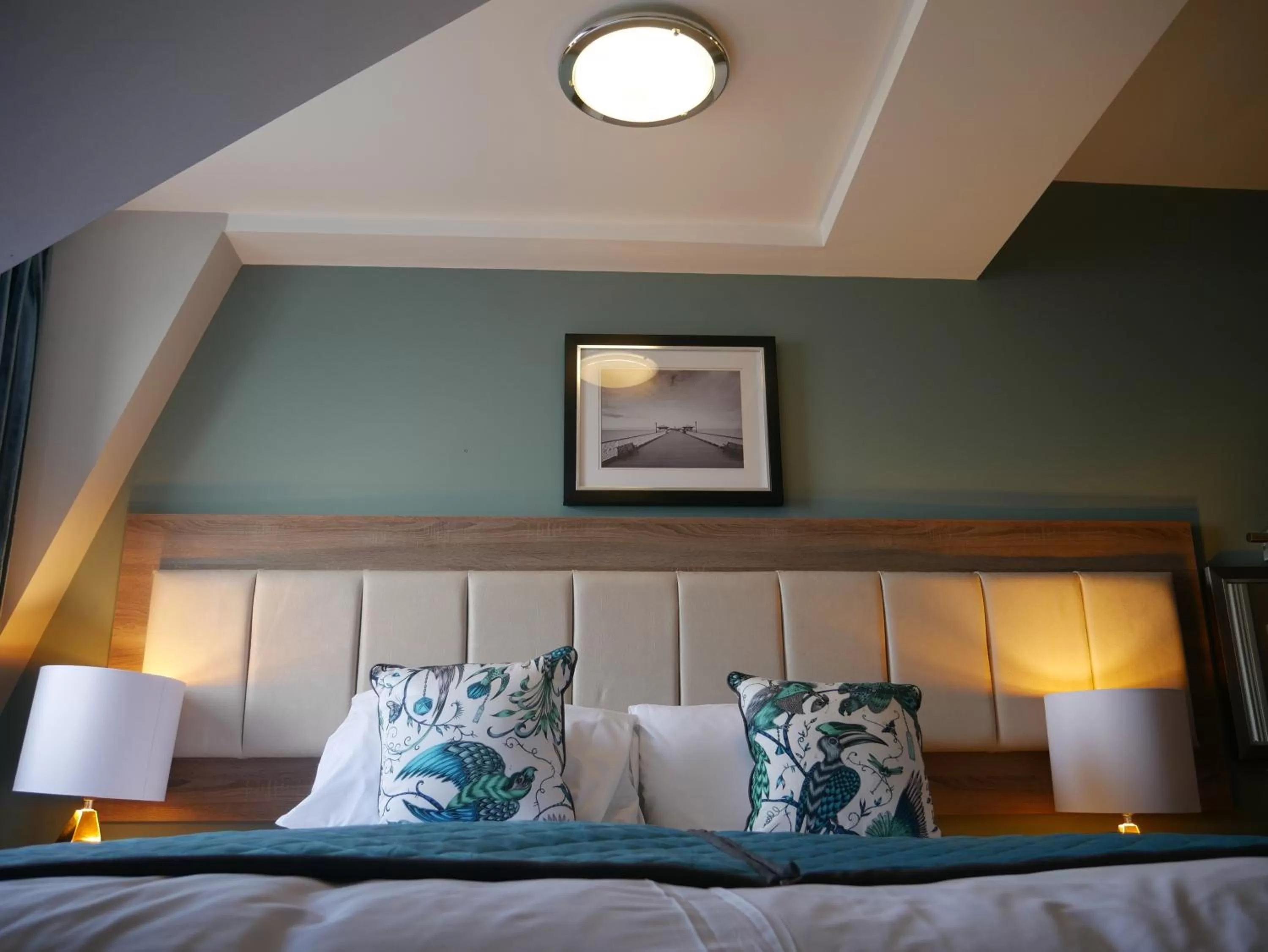 Bedroom, Bed in Llandudno Bay Hotel