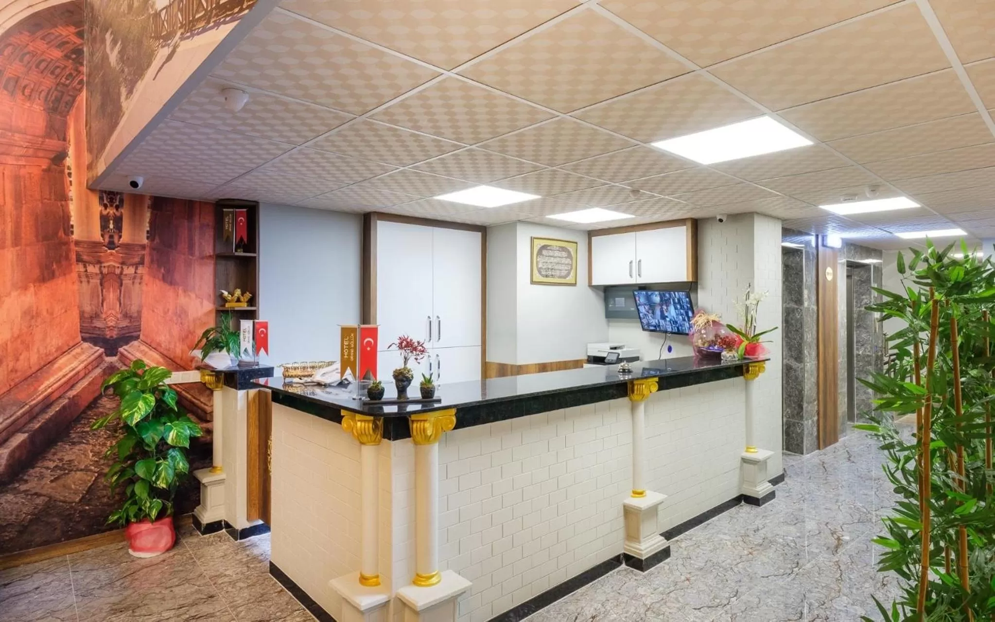 Lobby or reception in Grand Gulluk Hotel City Center Antalya