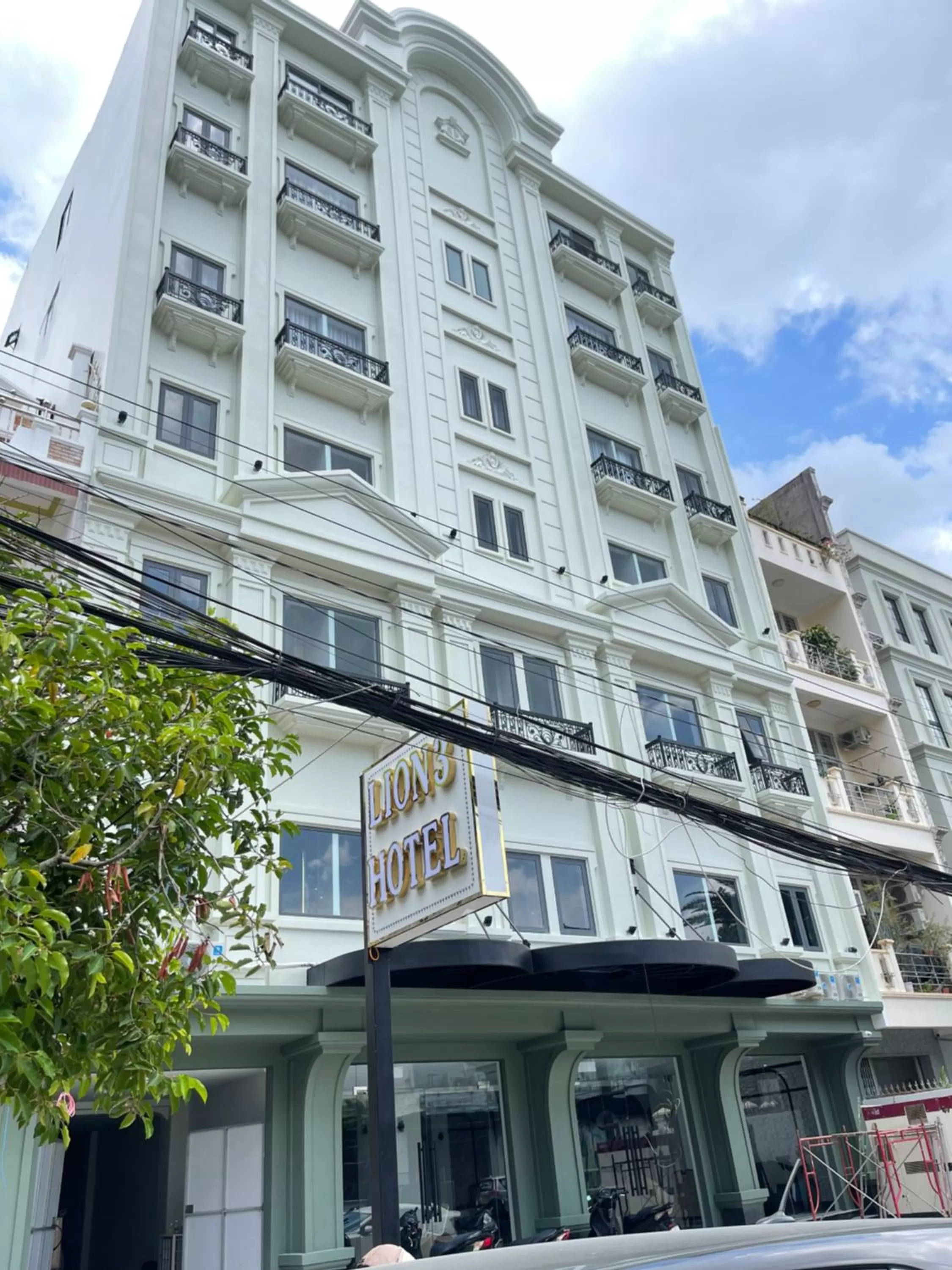 Property Building in LION 3 HOTEL
