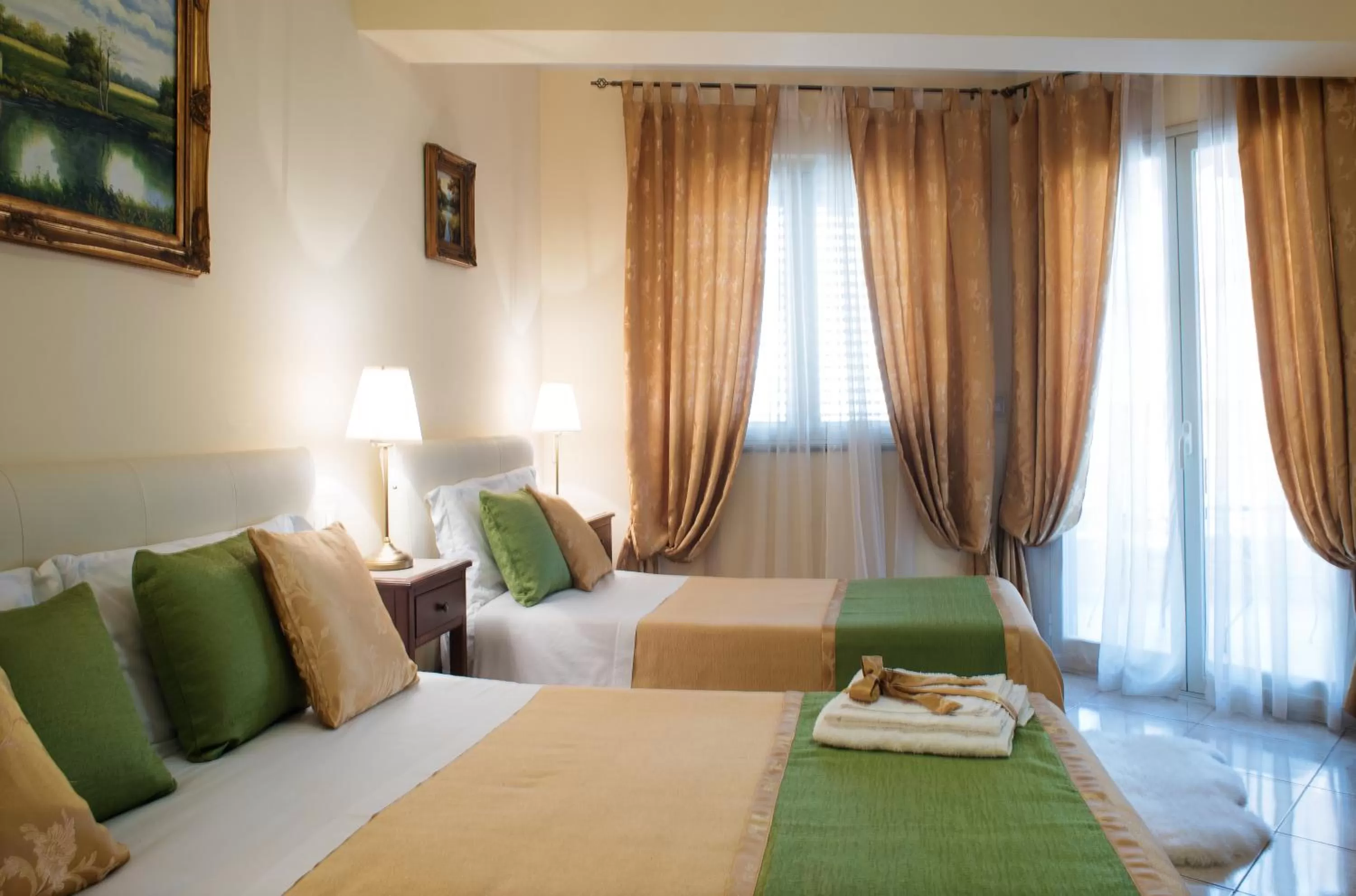 Photo of the whole room, Bed in B&B MareAgrò