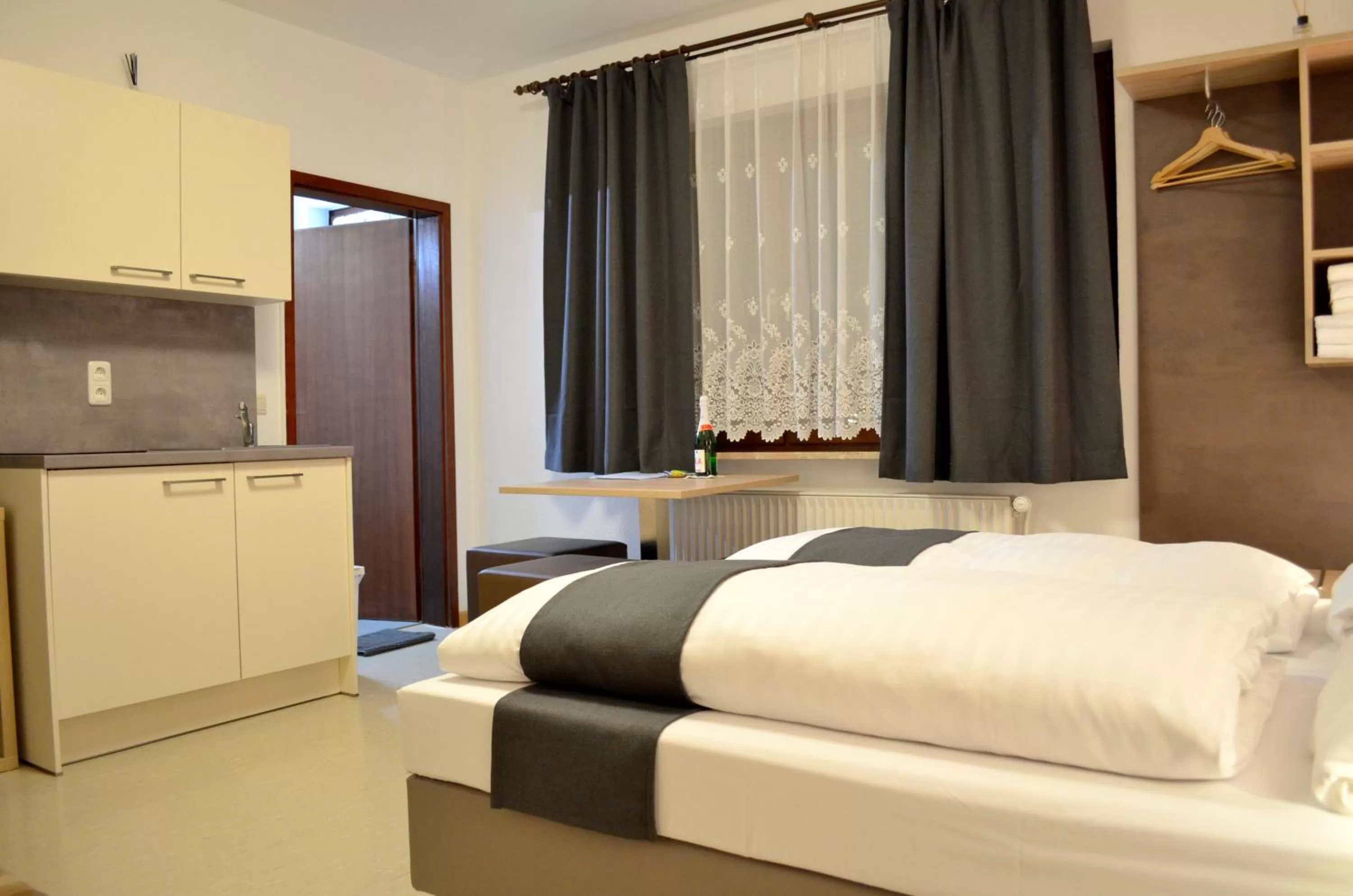 Photo of the whole room, Bed in Hana Aparthotel