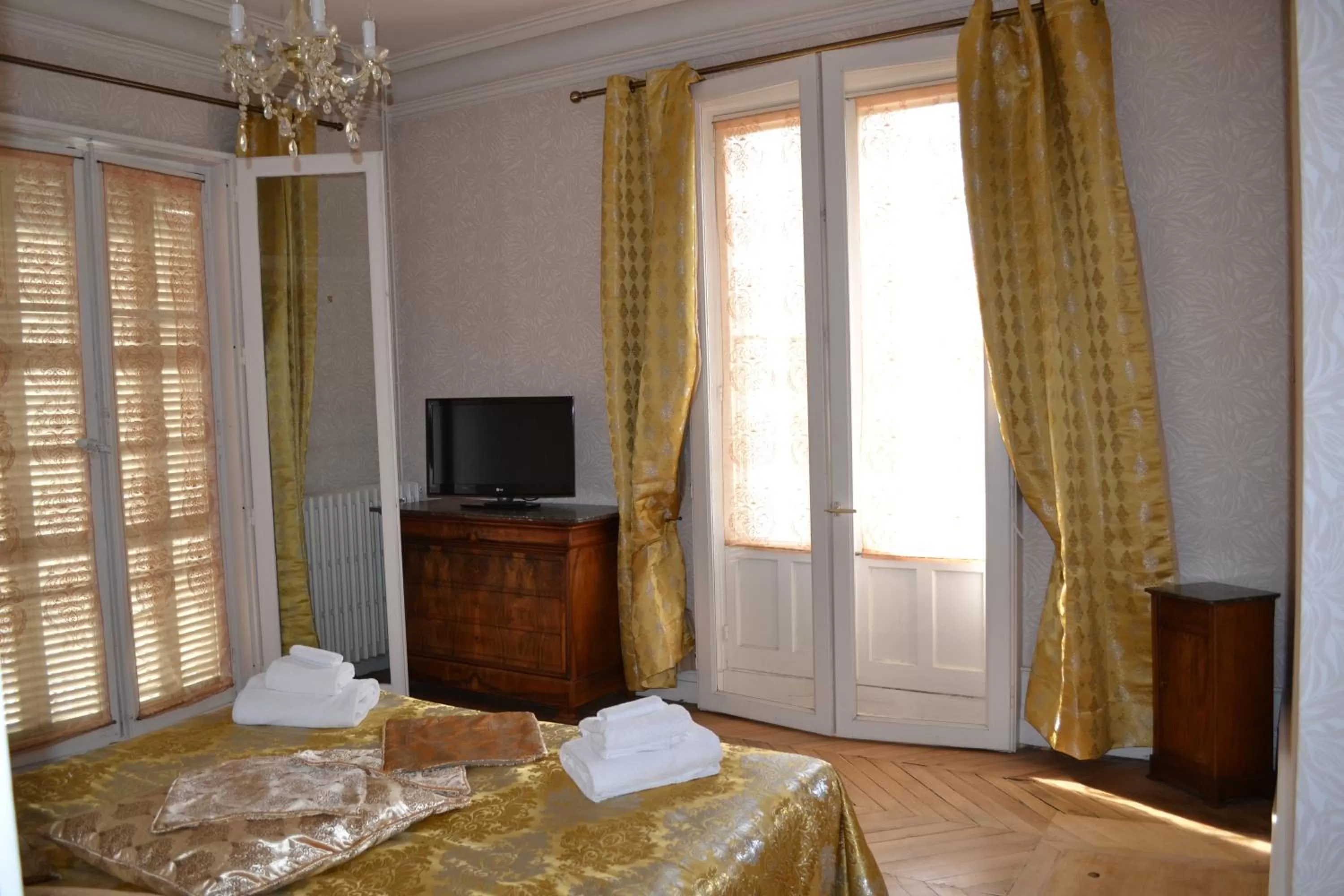 Bedroom in Lit en Loire