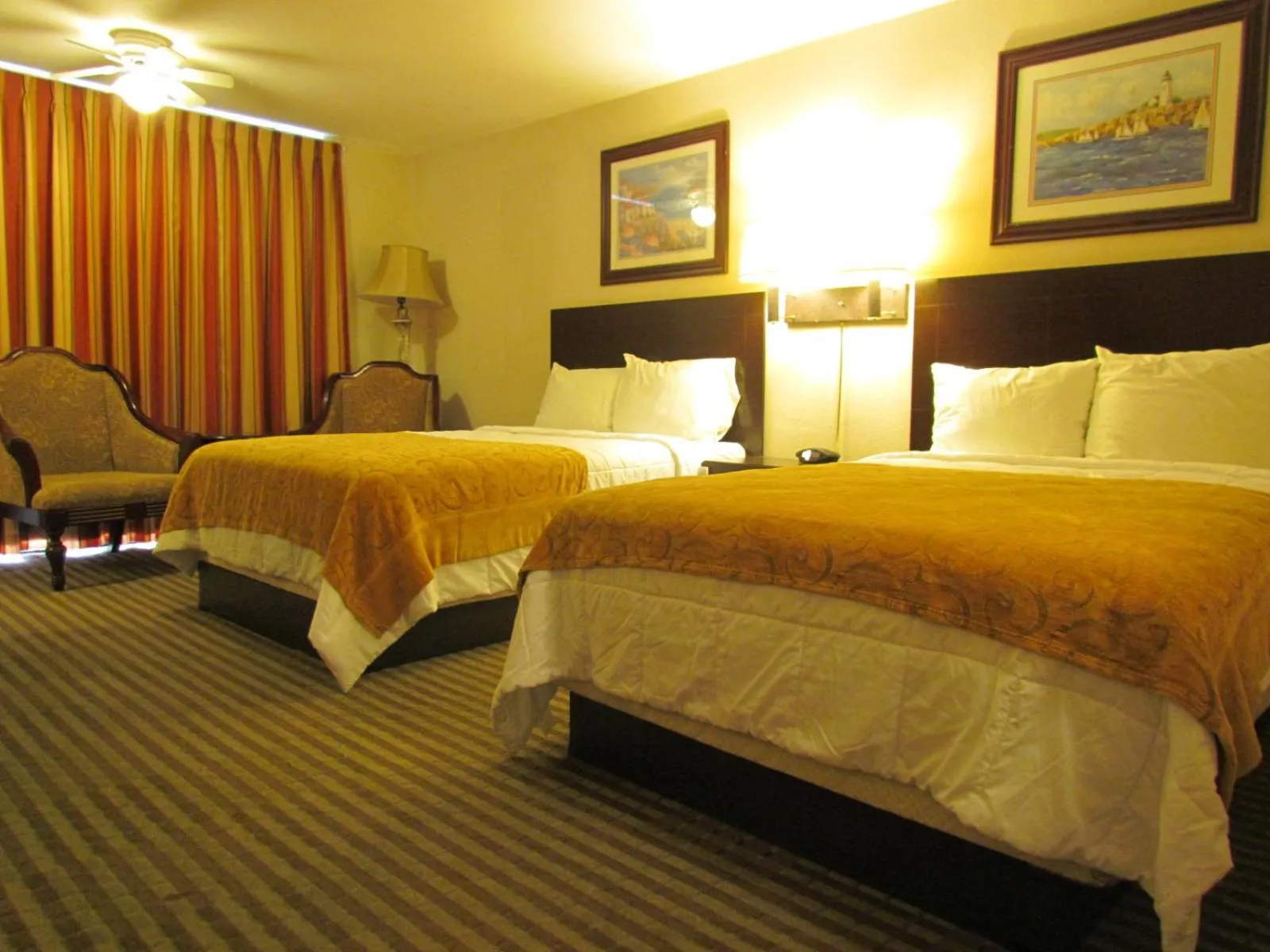 Photo of the whole room, Bed in Romana Hotel - Houston Southwest