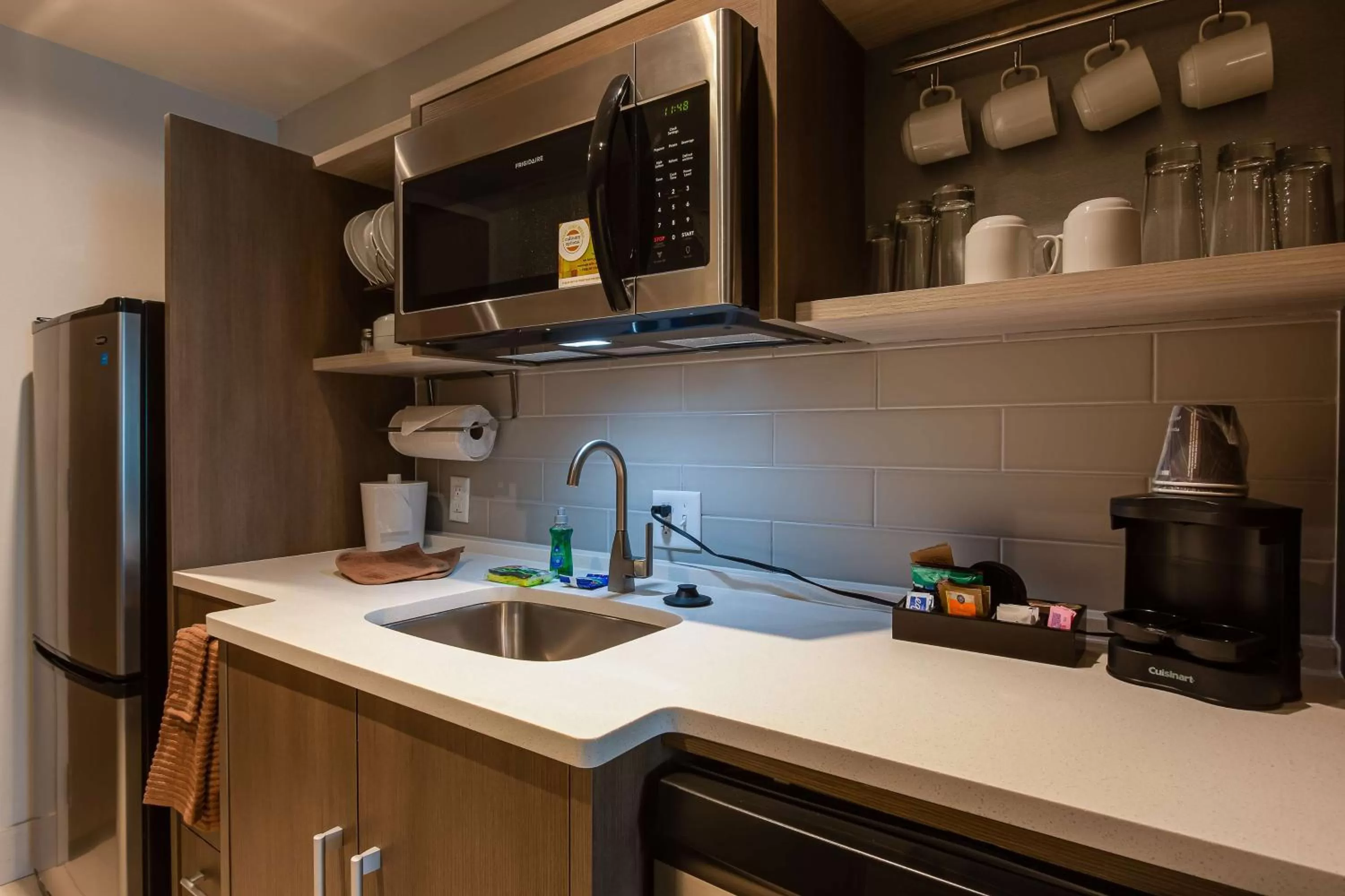 Kitchen or kitchenette in Home2 Suites By Hilton Nashville Bellevue
