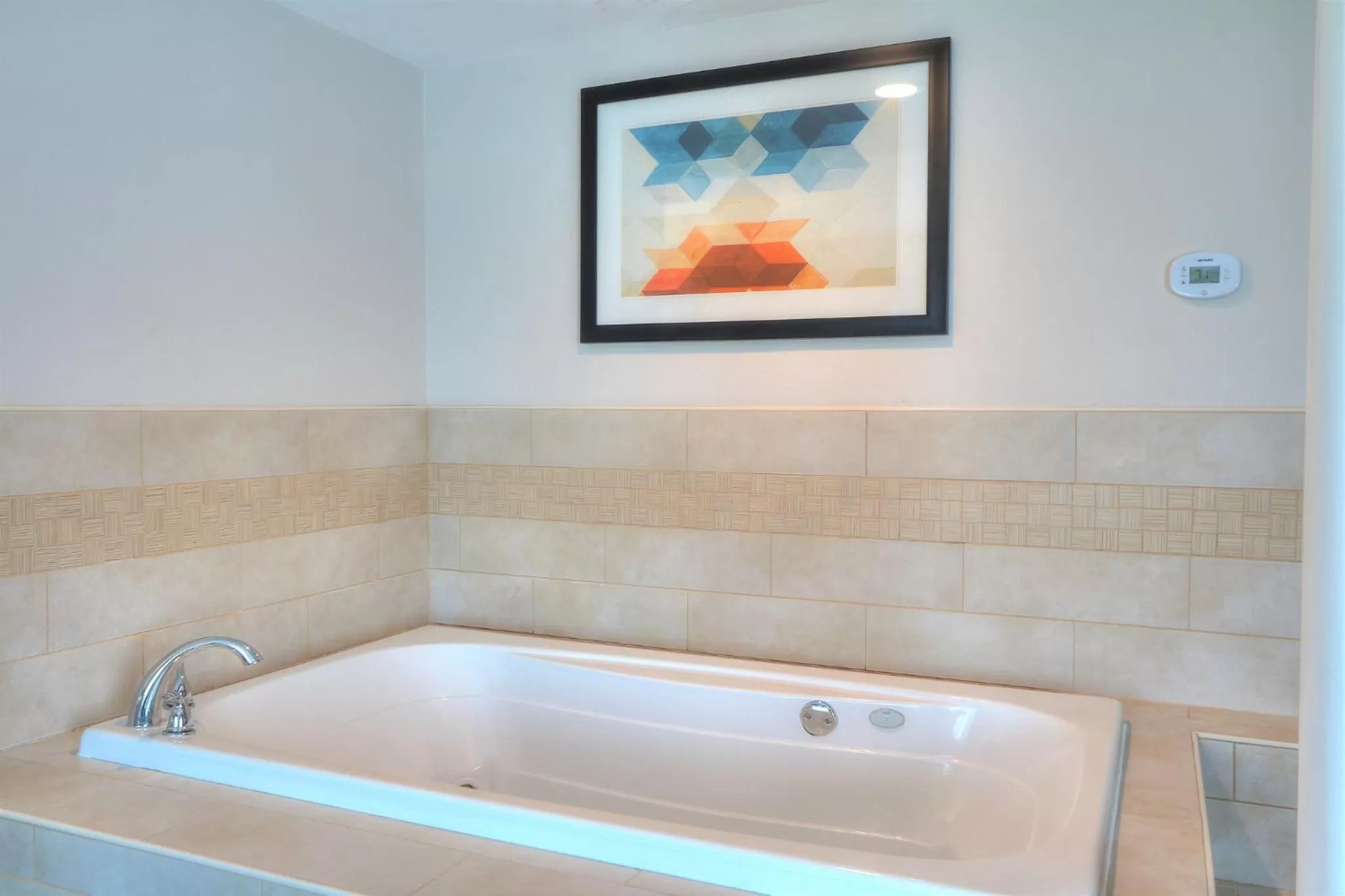 Photo of the whole room in Holiday Inn Express Hotel & Suites Mobile Saraland by IHG