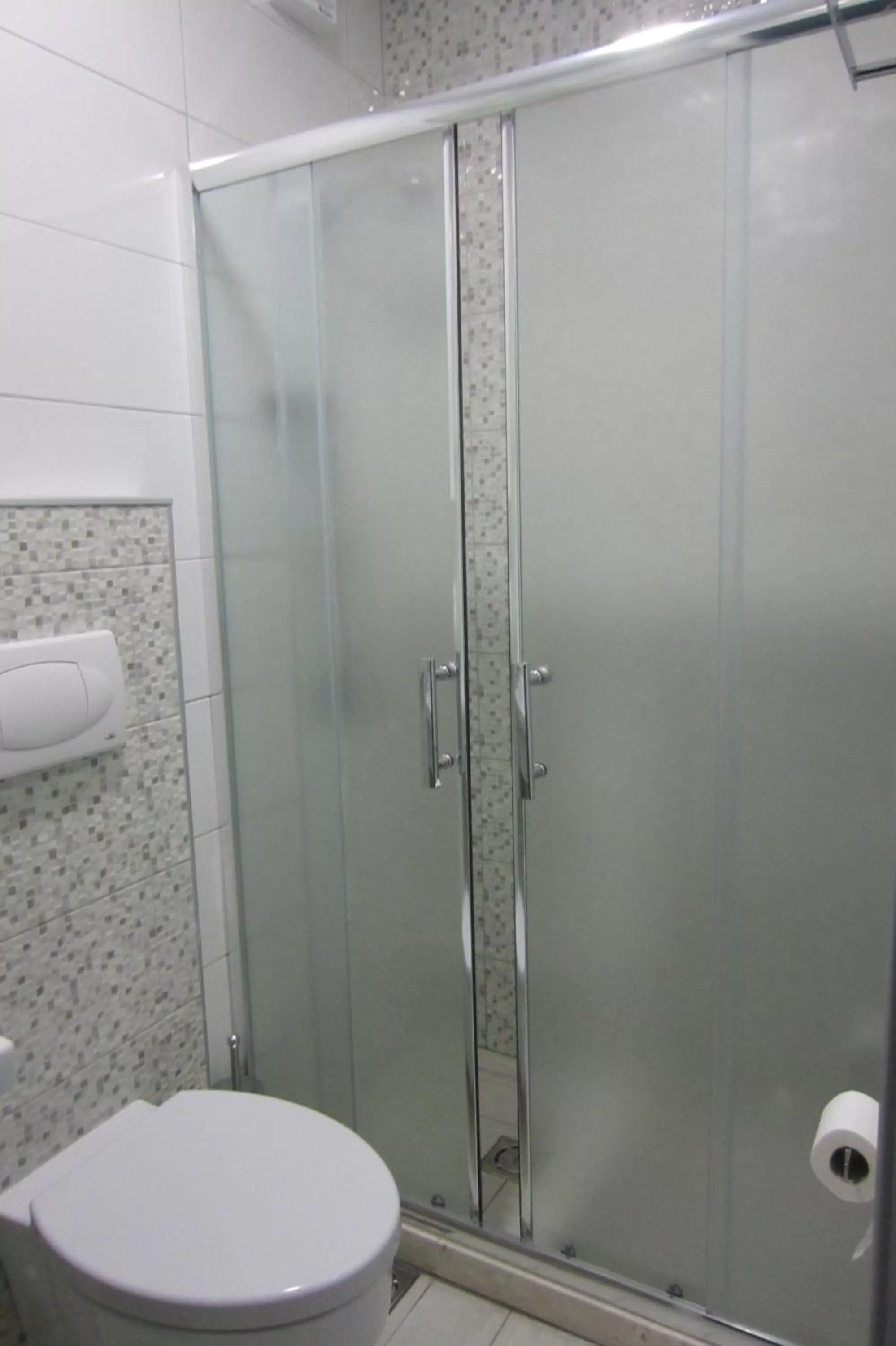 Bathroom in Freddy's Hotel