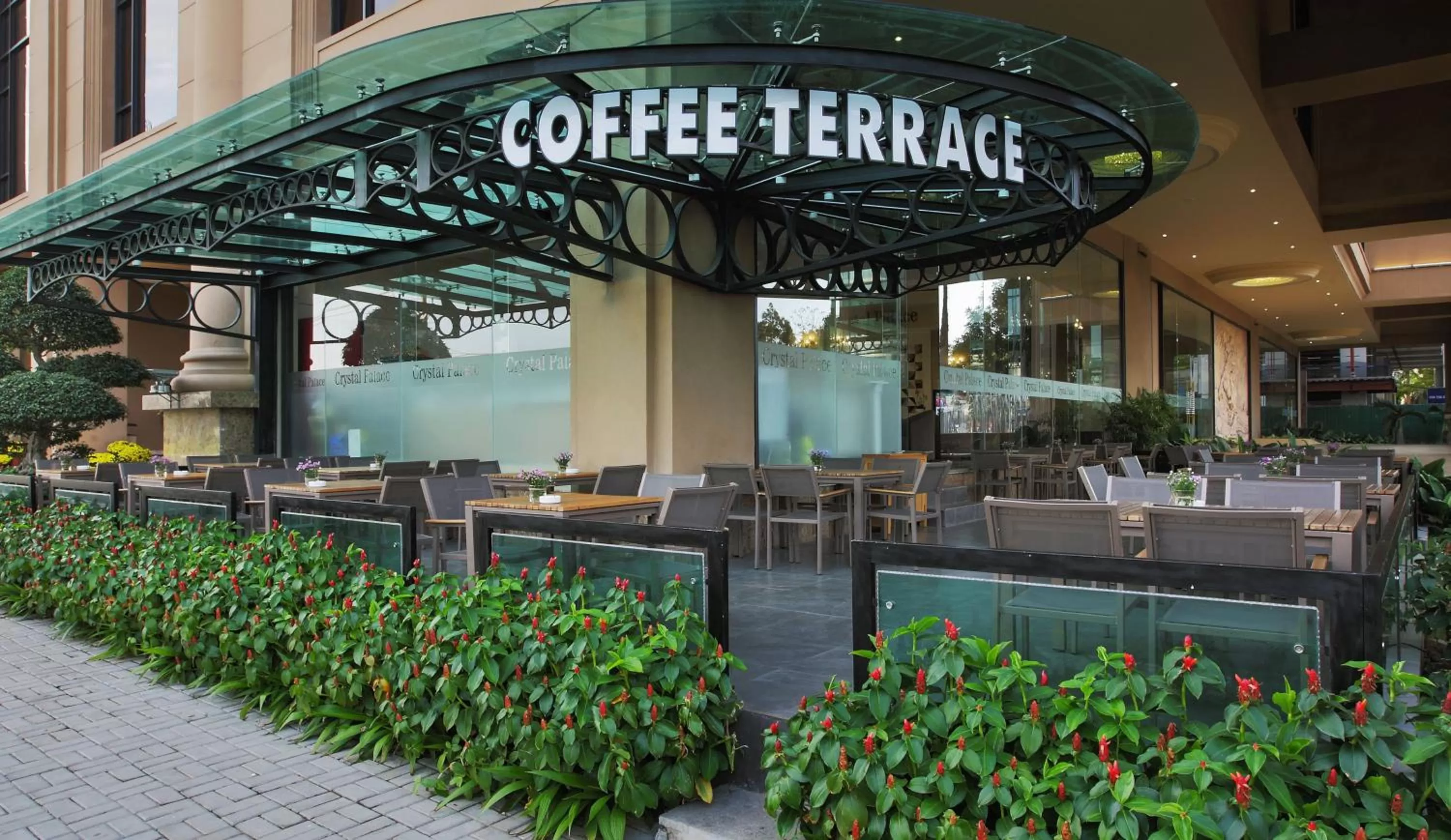 Property building in MerPerle Crystal Palace