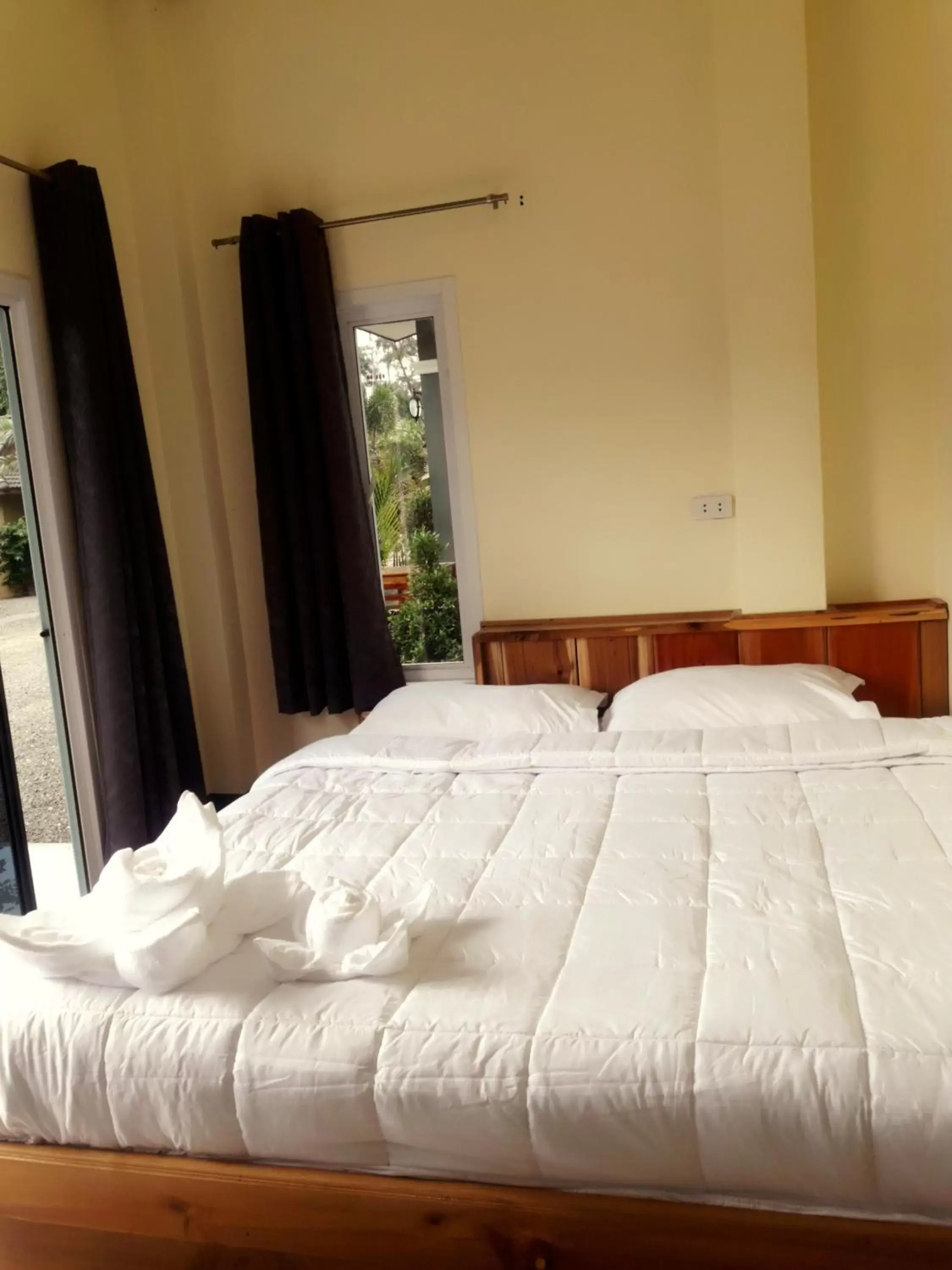 Standard Bungalow - single occupancy in Lung Pod 9 resort Standard Bungalow - single occupancy in Lung Pod 9 resort