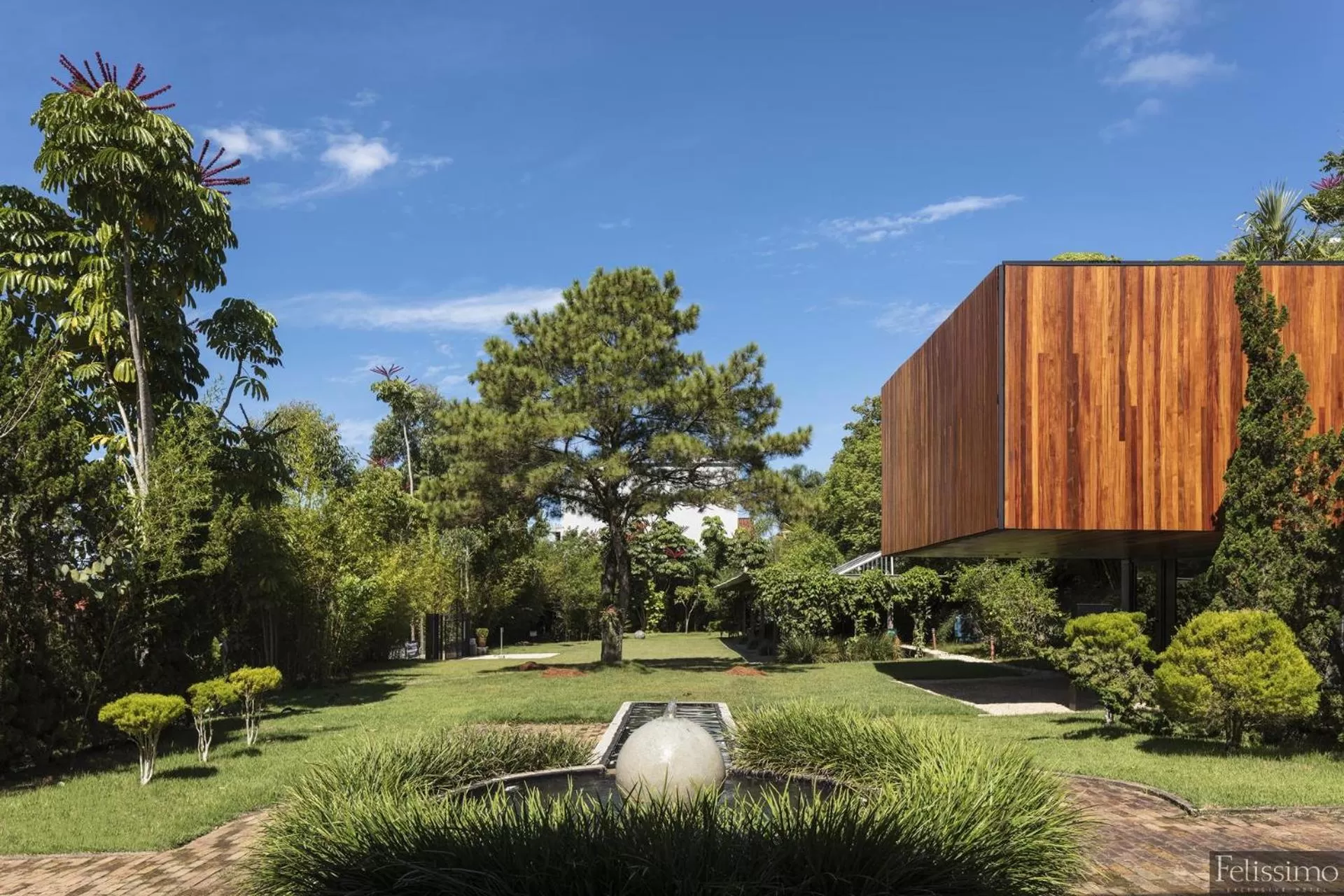 Garden in Felissimo Exclusive Hotel