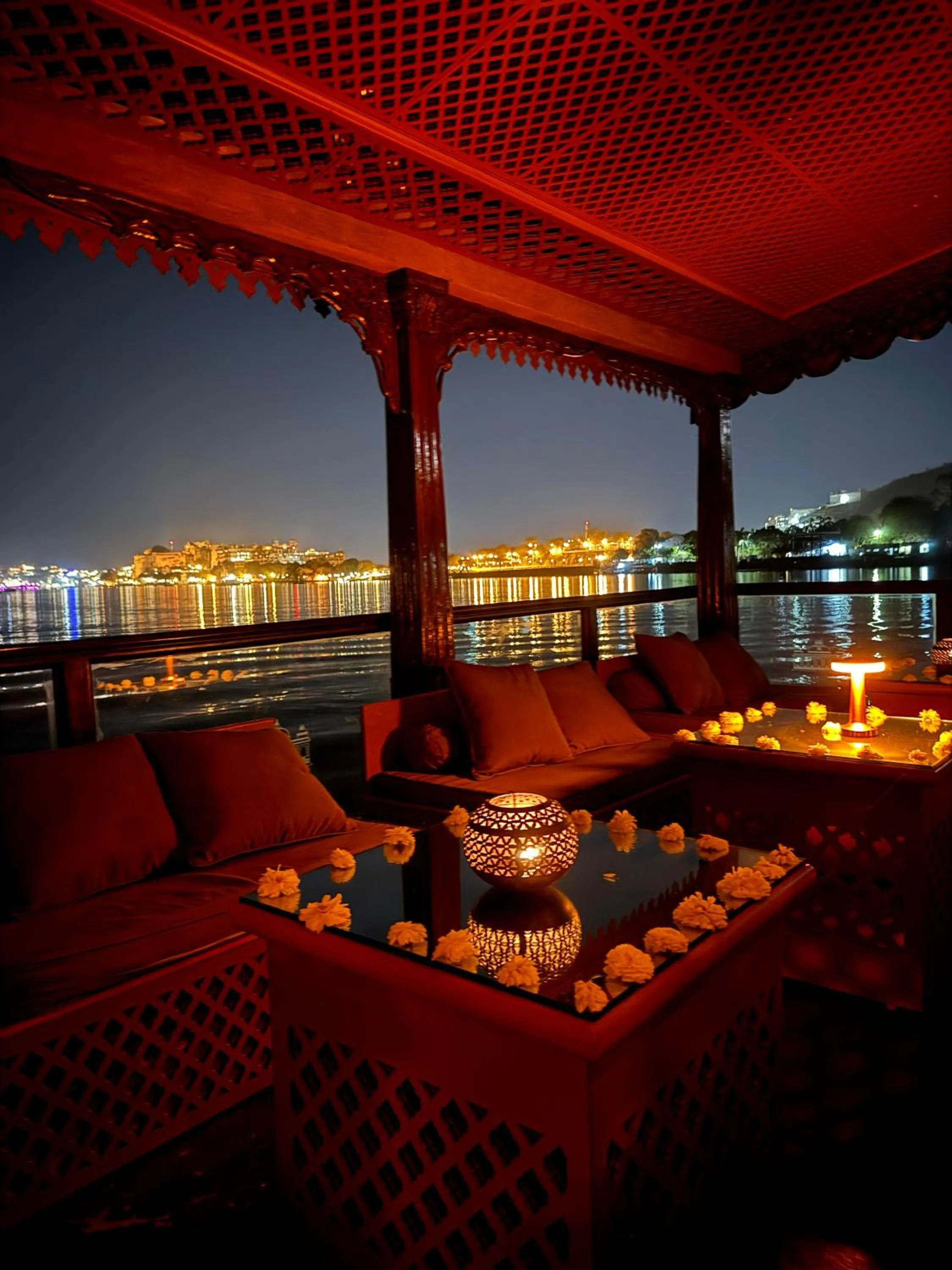 Night in Hotel Udai Kothi