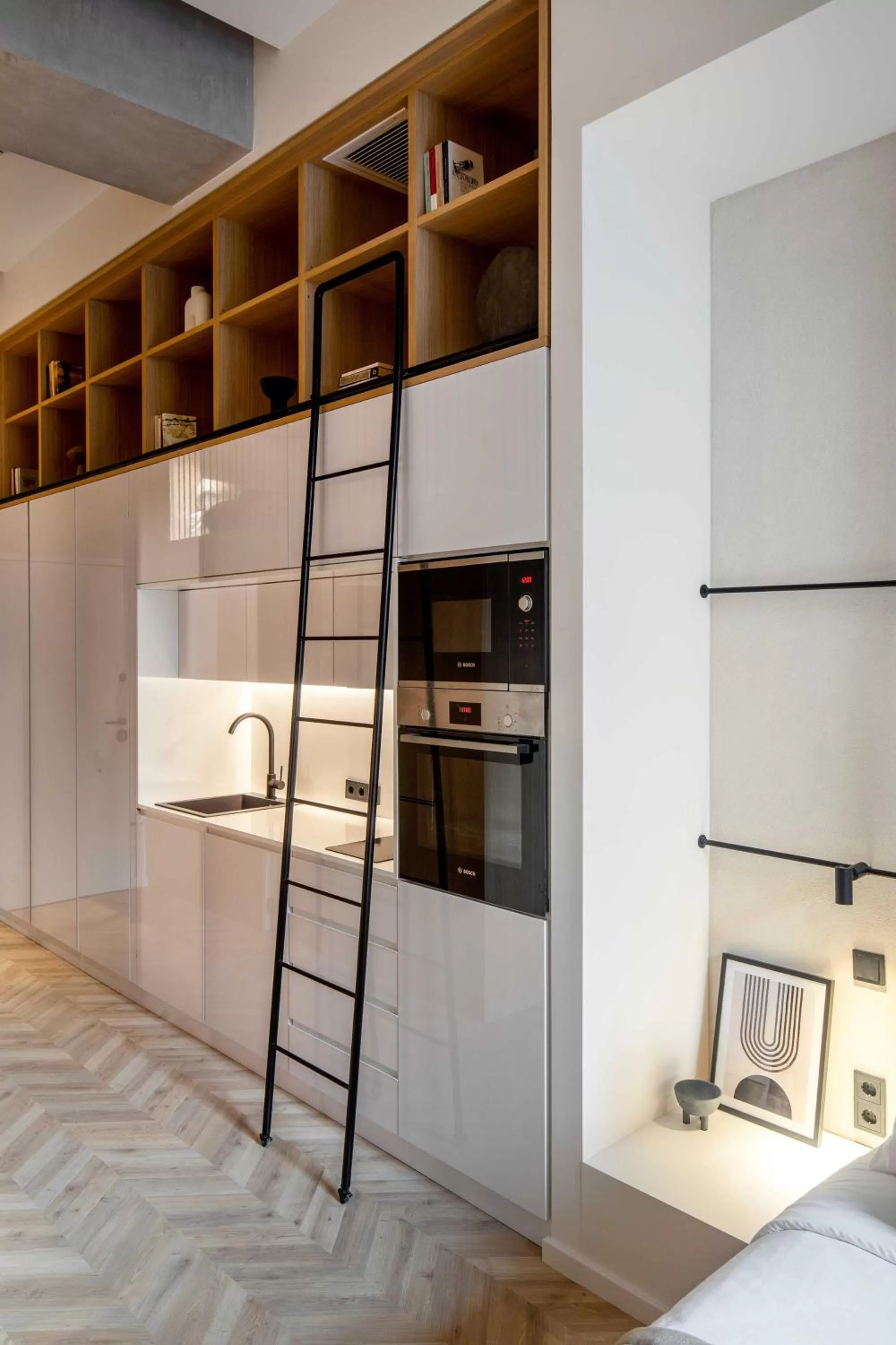 Kitchen or kitchenette, Bed in The Newel Psychiko