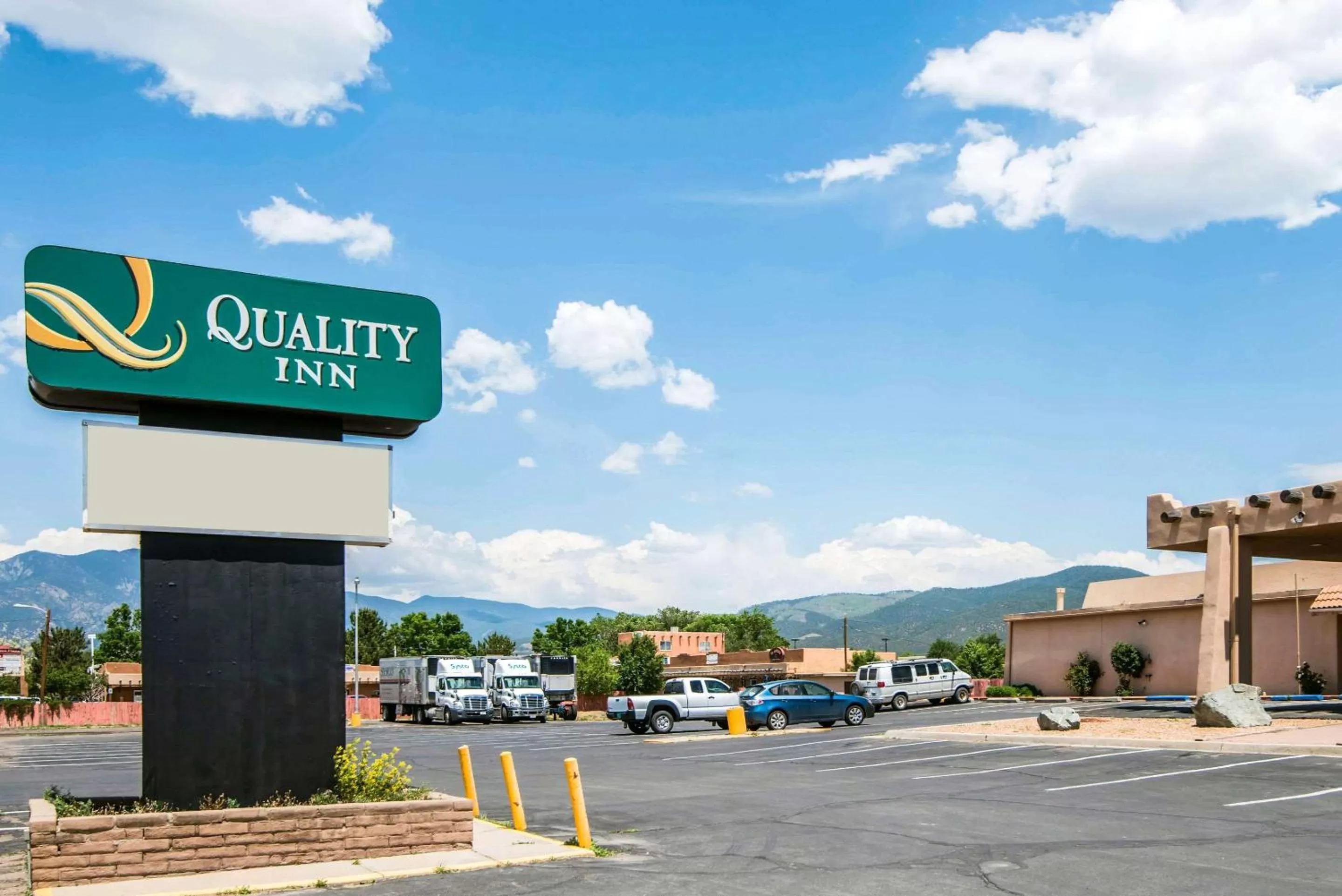 Property building in Quality Inn Taos