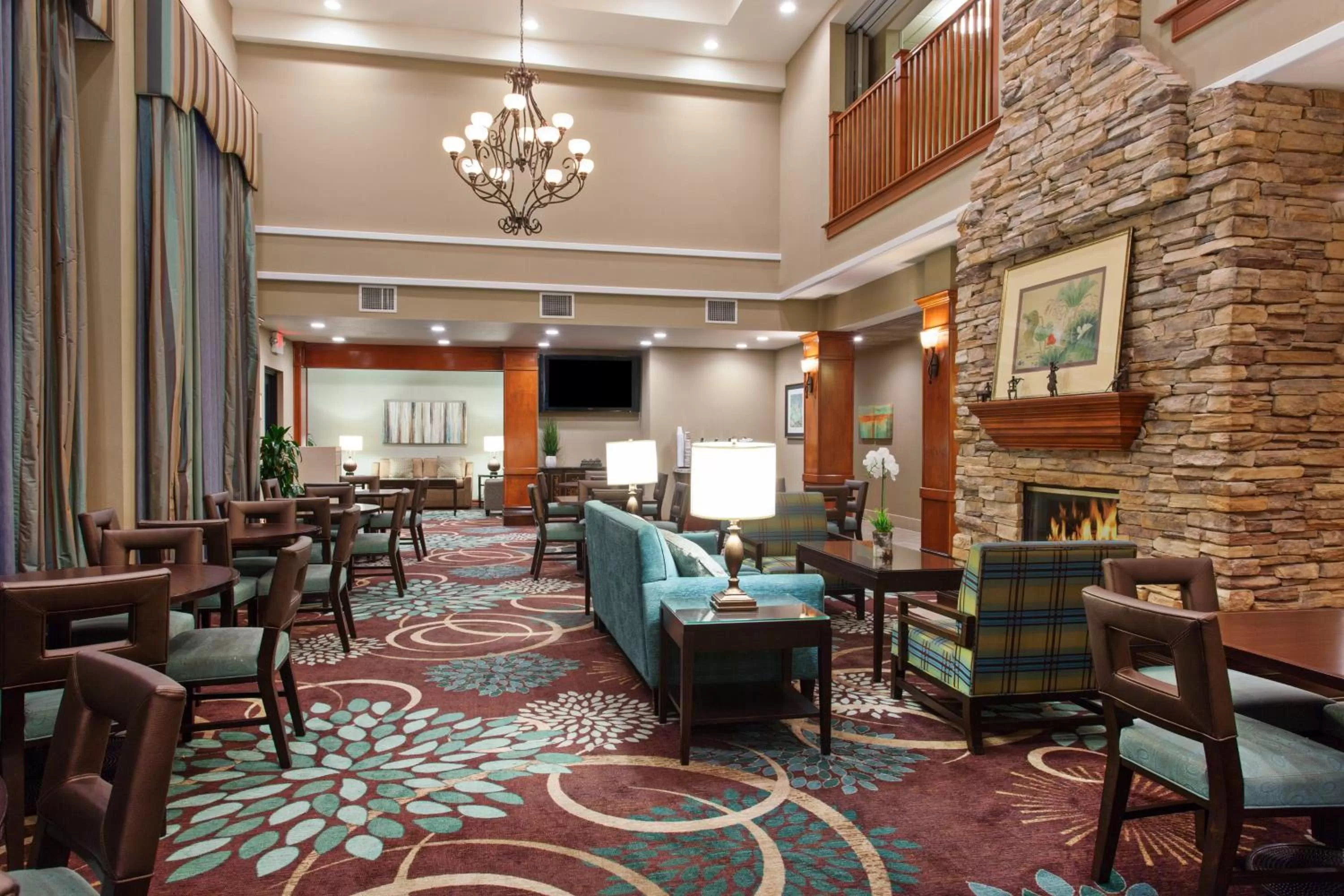 Property building in Staybridge Suites Irvine East/Lake Forest by IHG