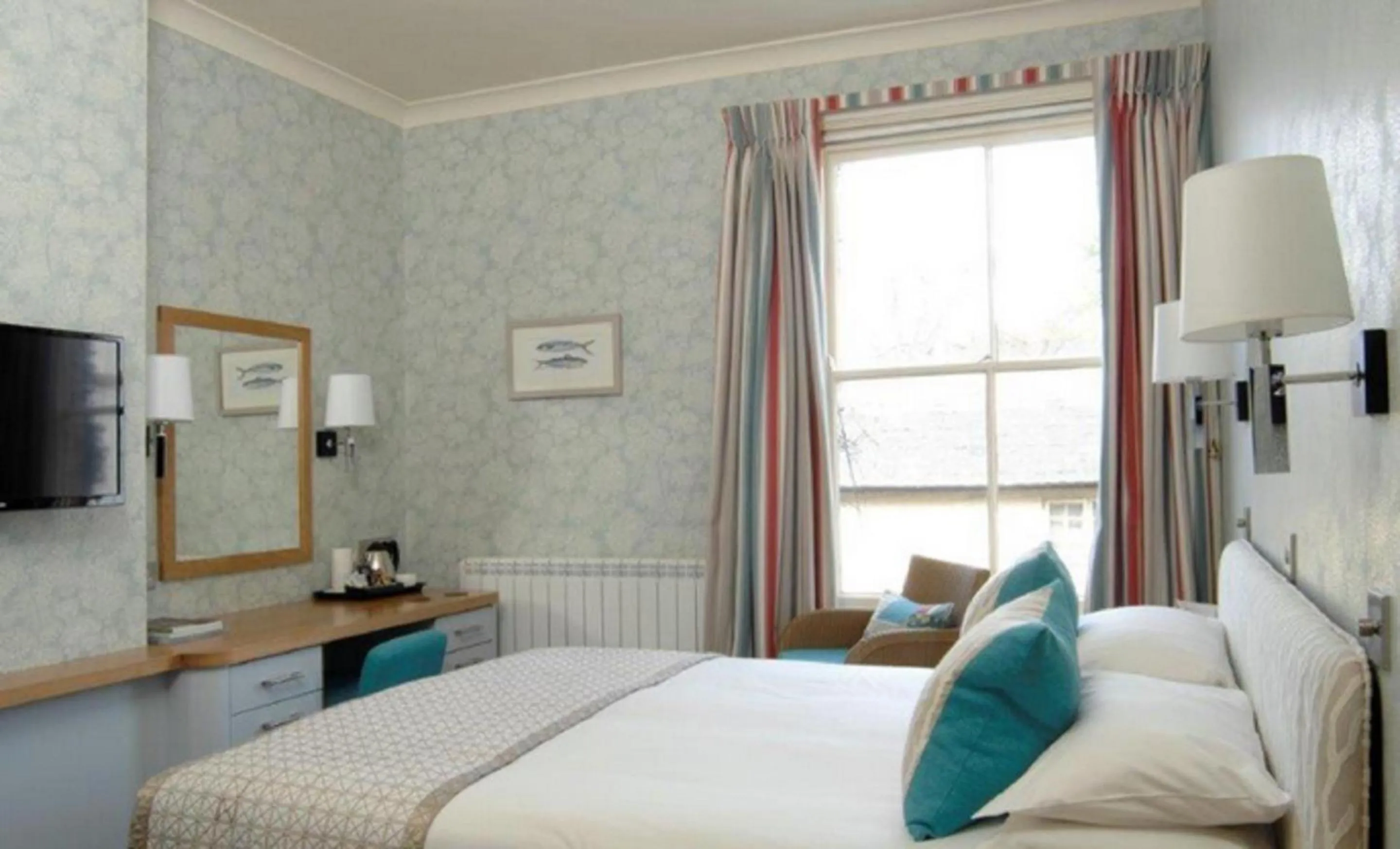 Bedroom, Bed in Wentworth Hotel