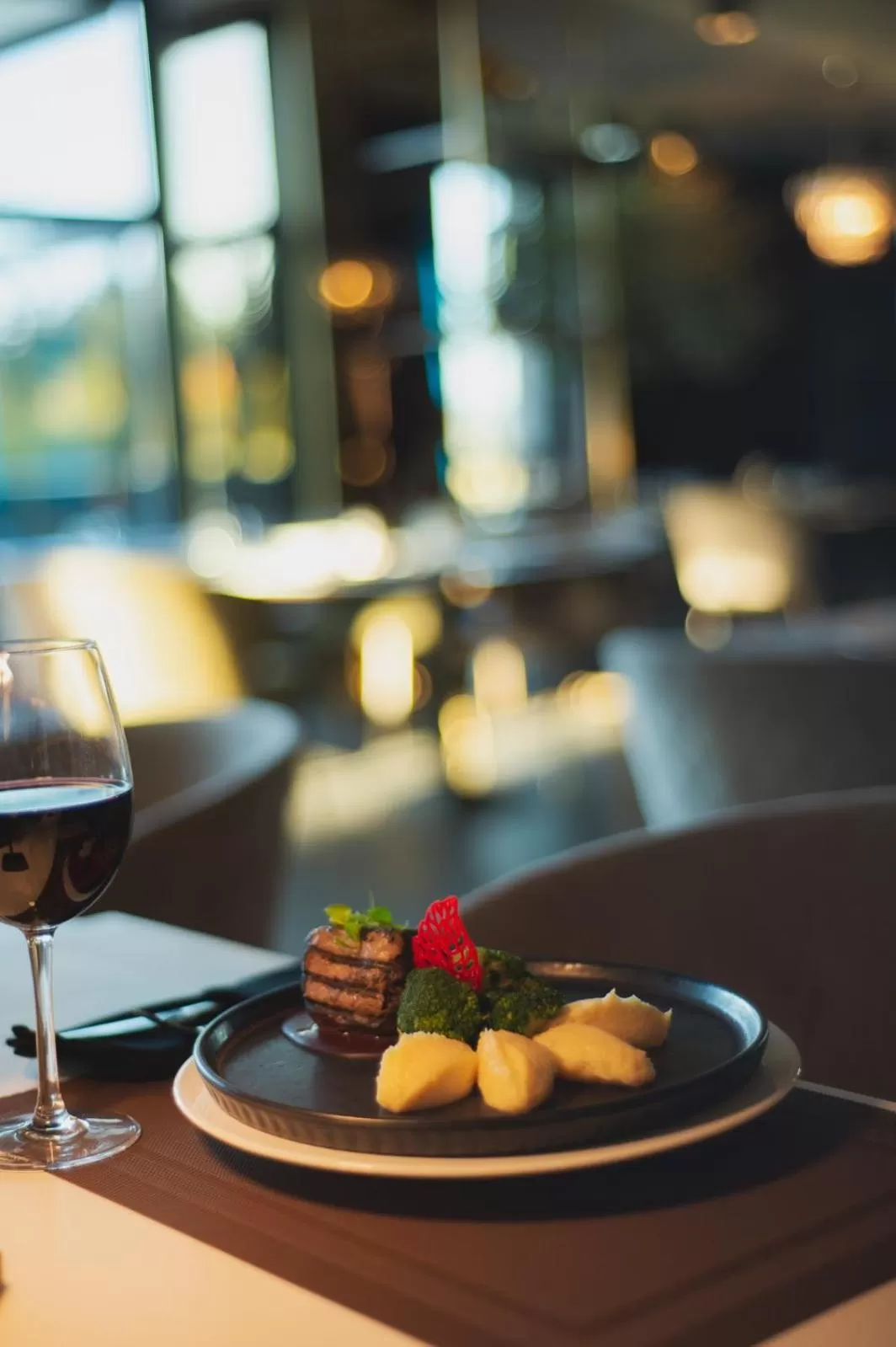 Restaurant/places to eat in Silver Mountain Resort & Spa