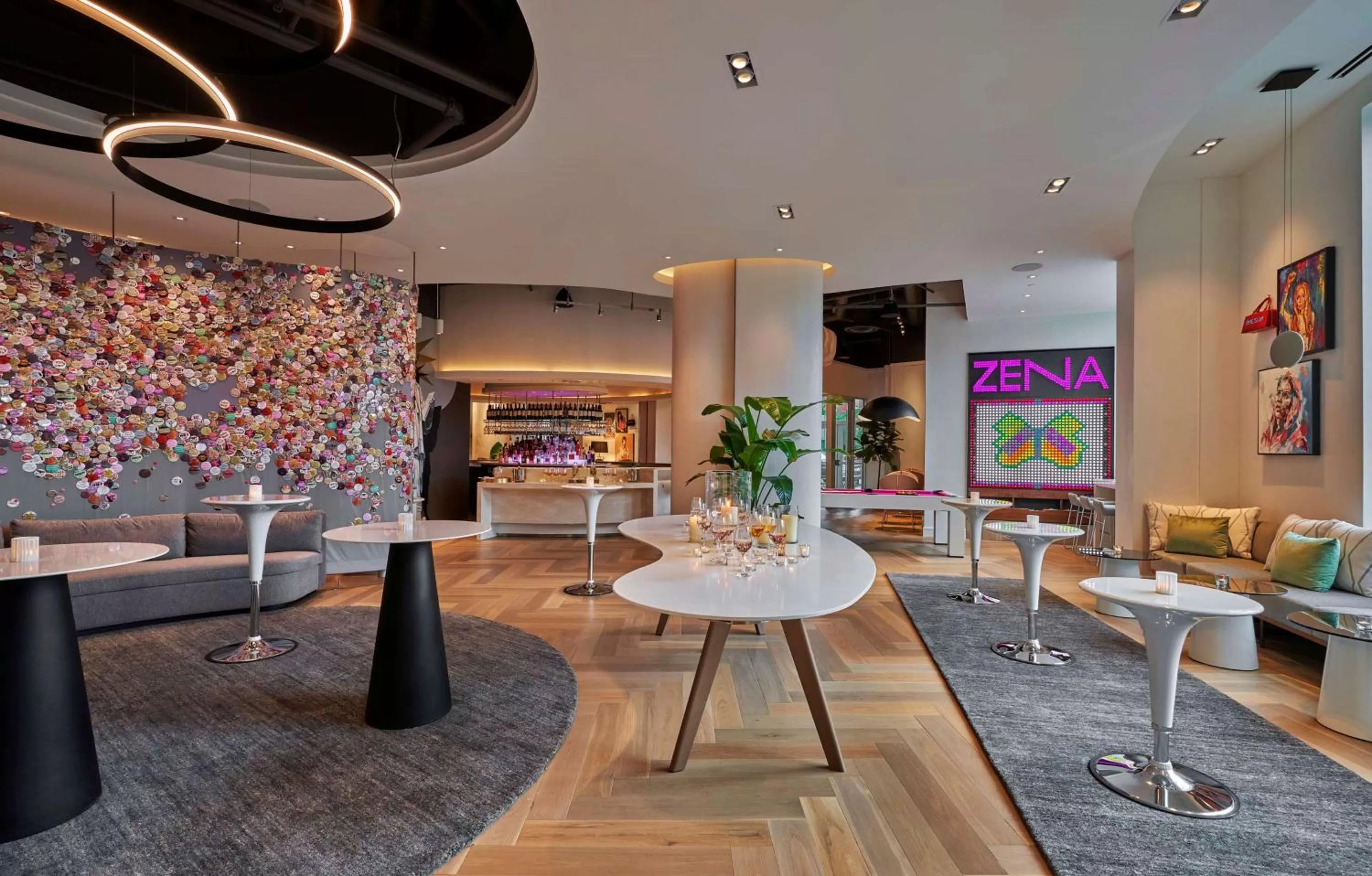 Restaurant/places to eat in Hotel Zena Washington DC