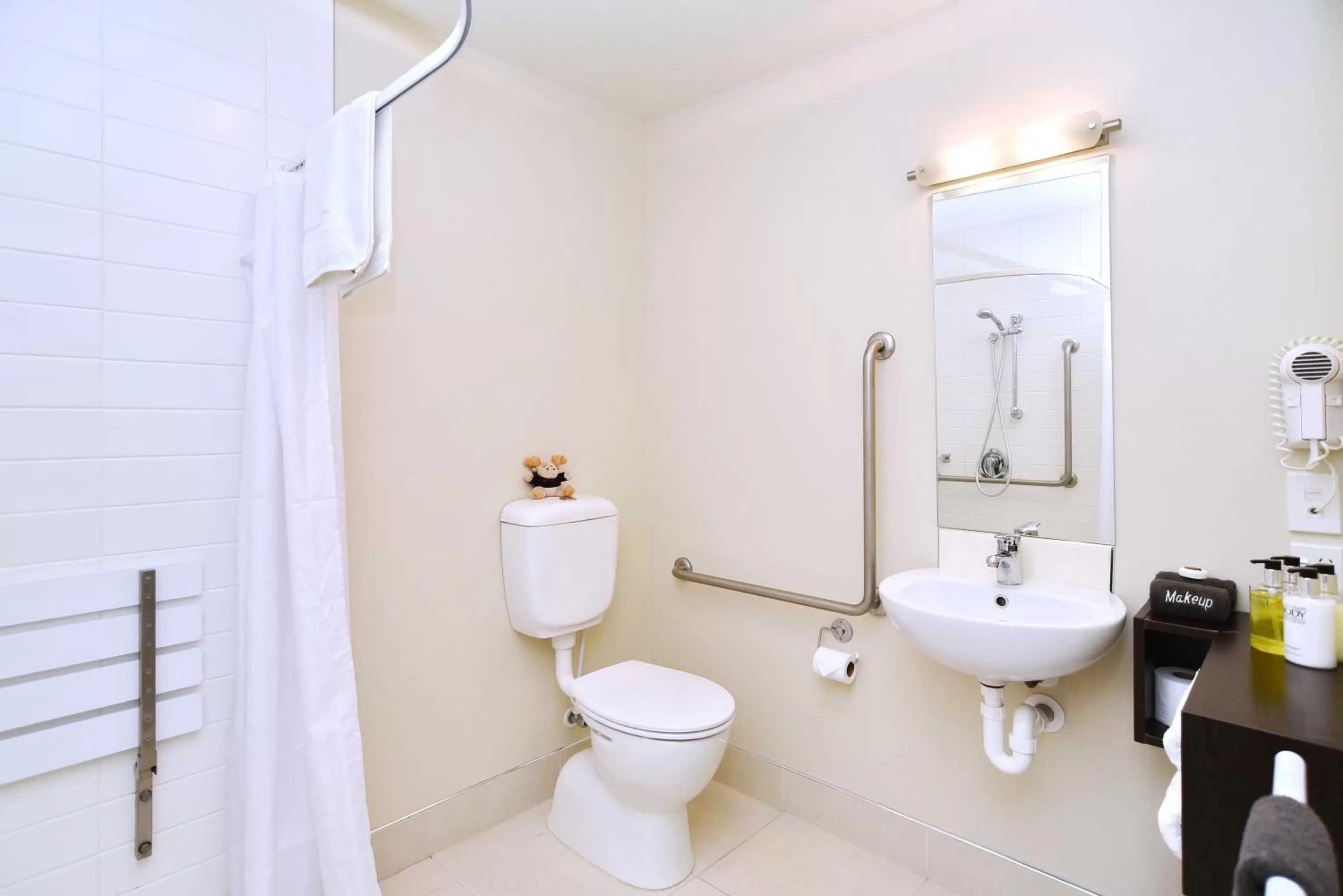 Shower in The Riverstone