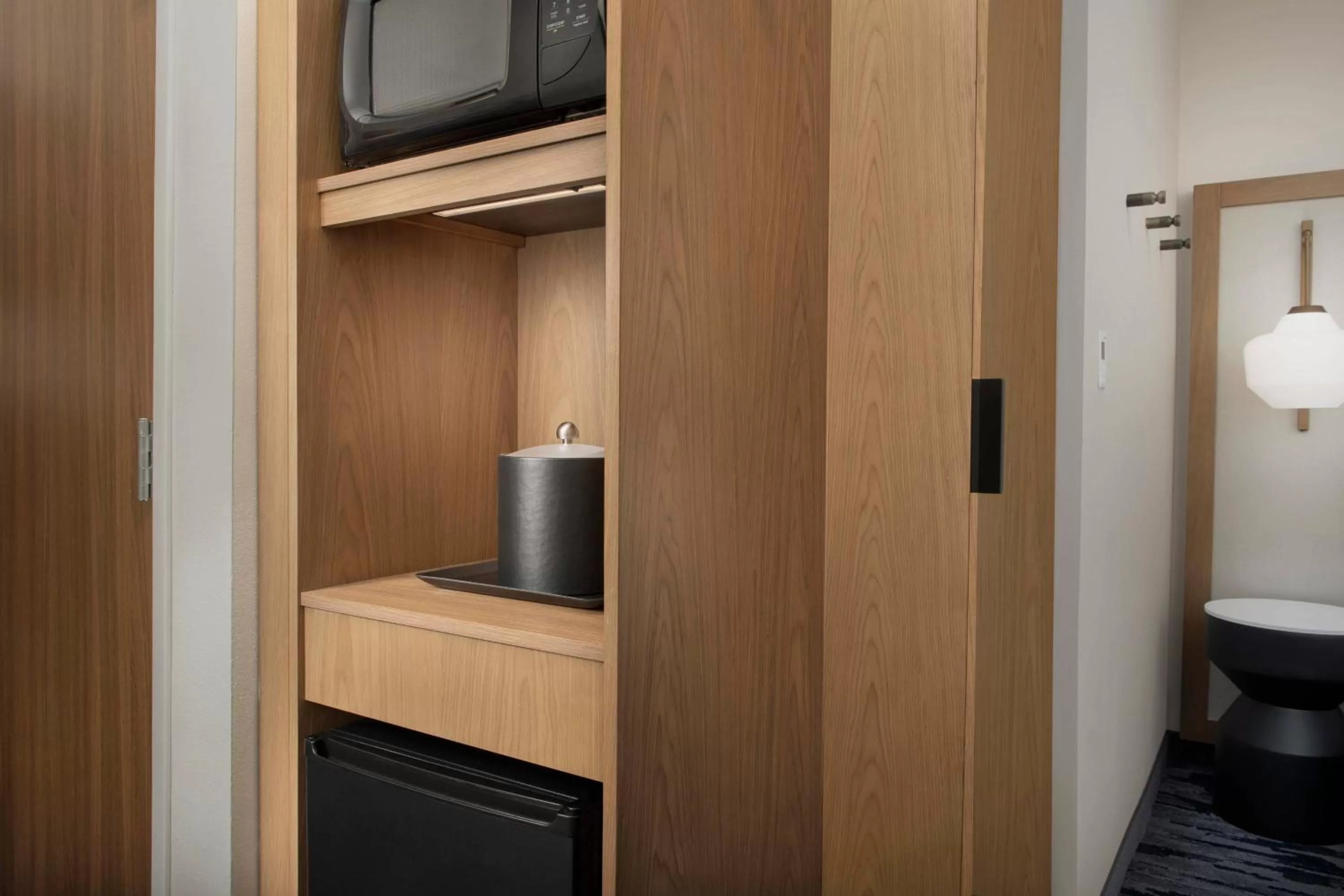 Executive King Suite in Fairfield Inn & Suites by Marriott Santa Rosa Rohnert Park