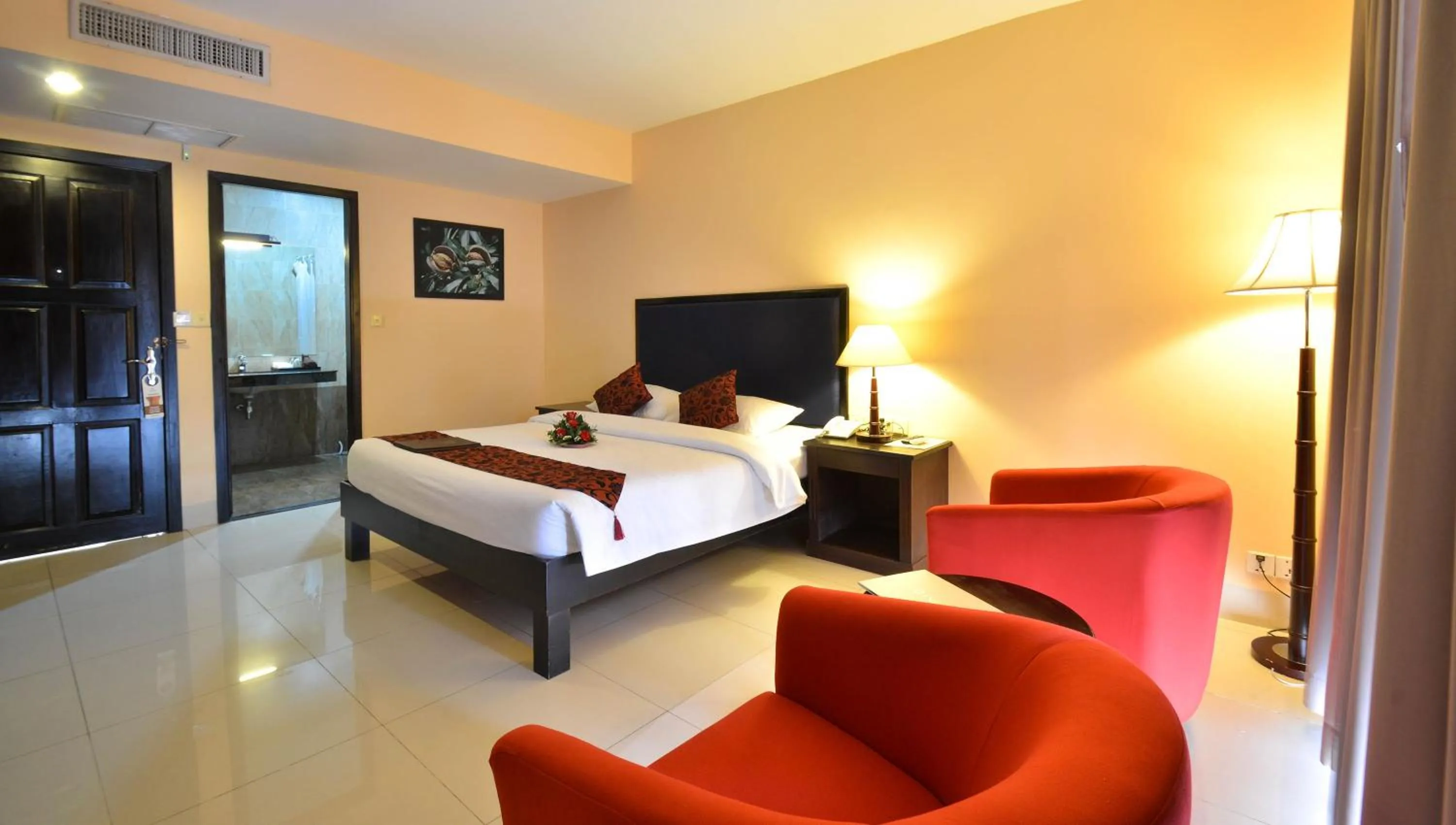 Bathroom, Bed in Almond Hotel Sothearos