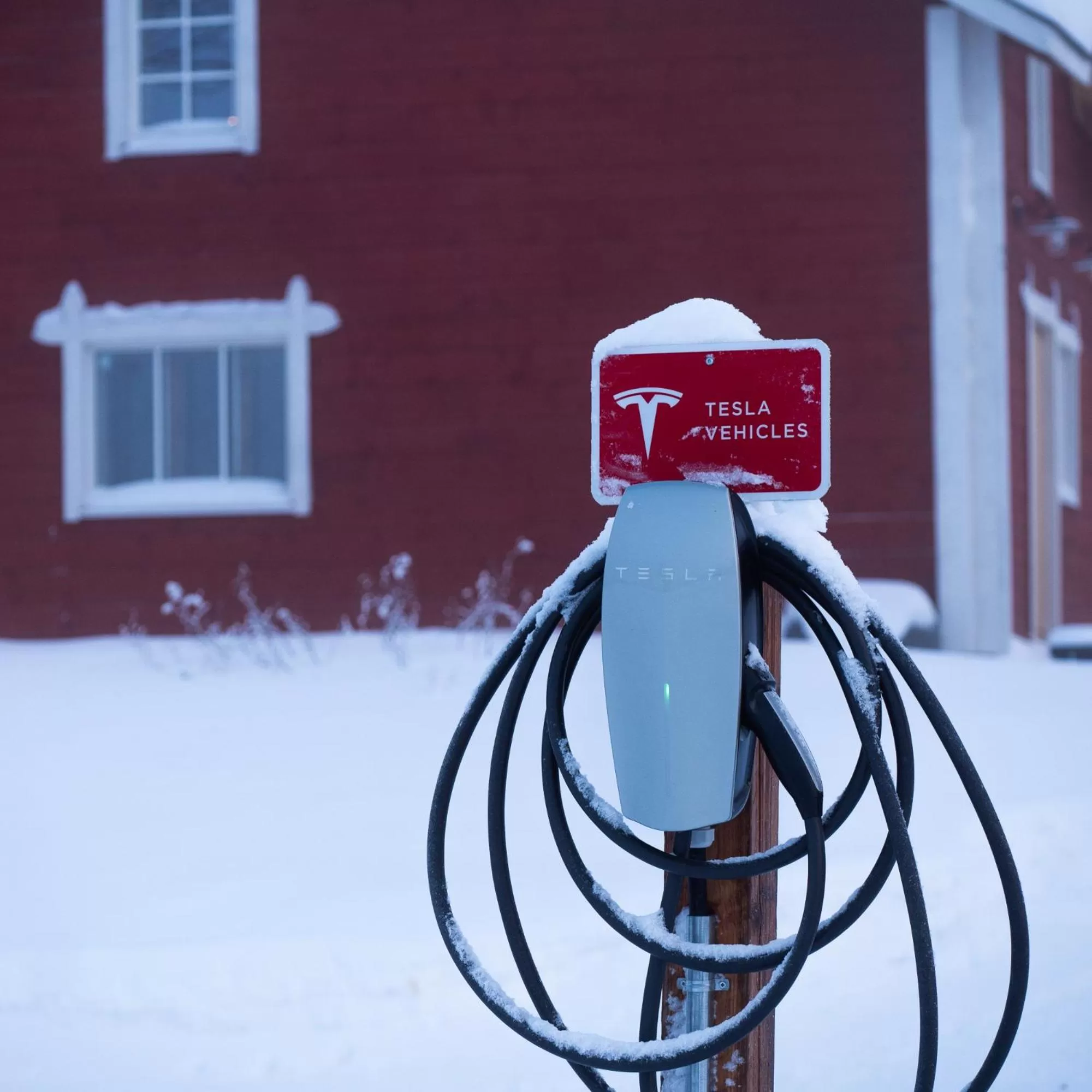 Parking, Winter in Haapala Brewery restaurant and accommodation