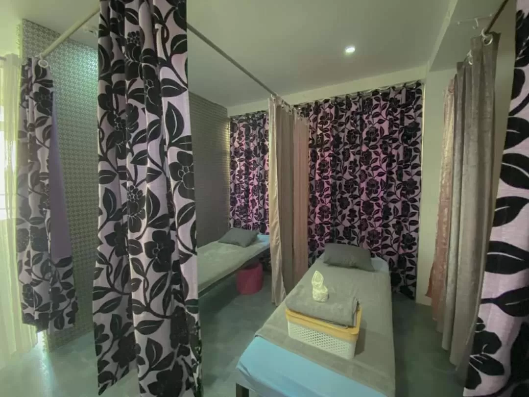 Spa and wellness centre/facilities, Bed in The Philip Ann Resort