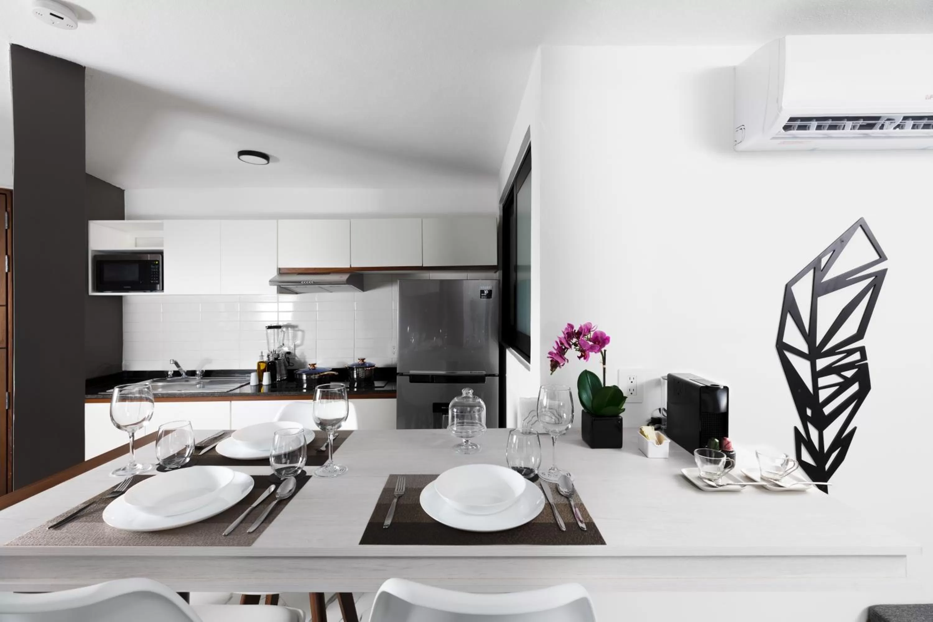 Kitchen or kitchenette in Seven Boutique Apartments Cancún