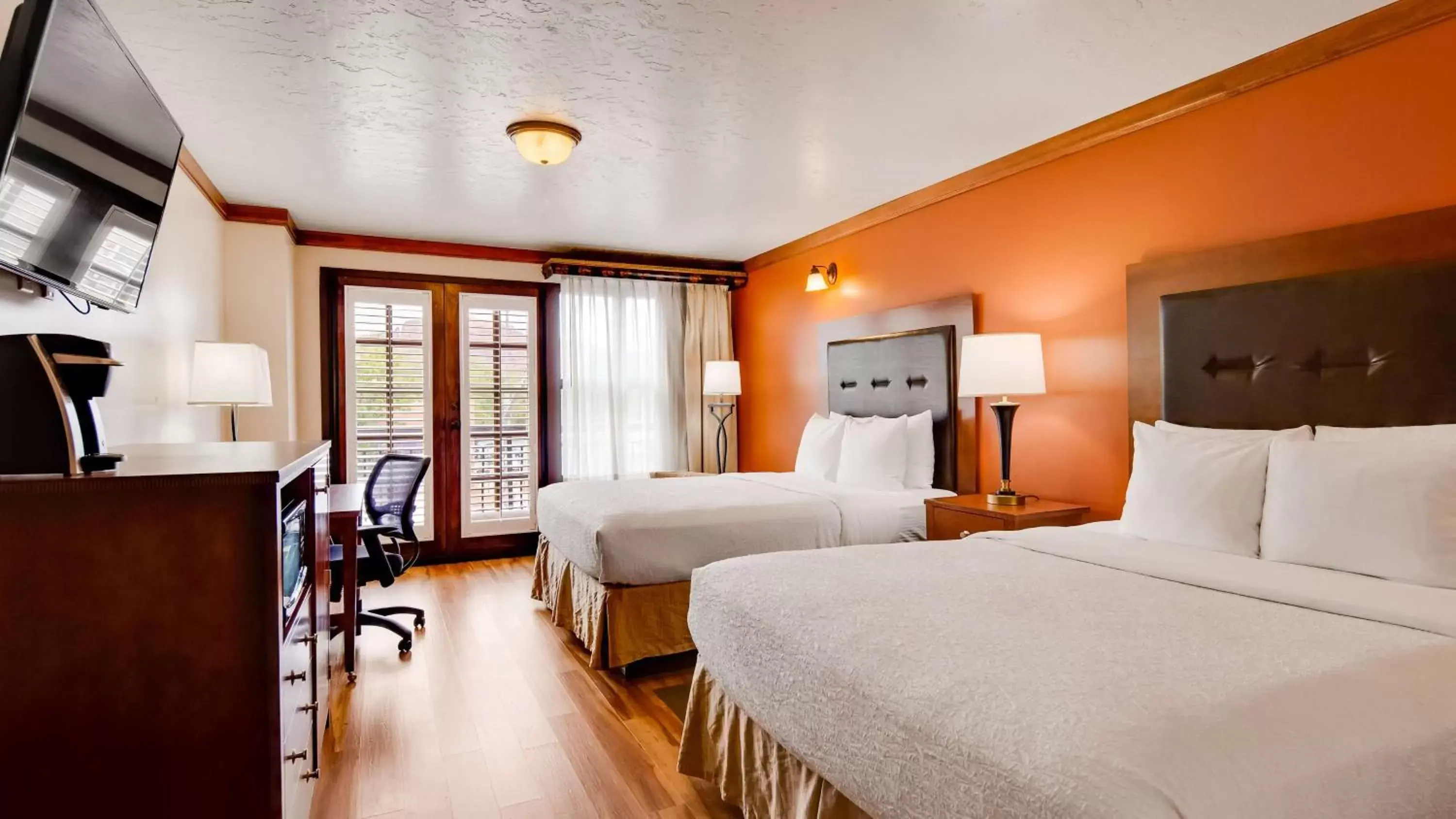 Queen Room with Two Queen Beds - Mobility Accessible/Non-Smoking in Best Western Plus Greenwell Inn Queen Room with Two Queen Beds - Mobility Accessible/Non-Smoking in Best Western Plus Greenwell Inn