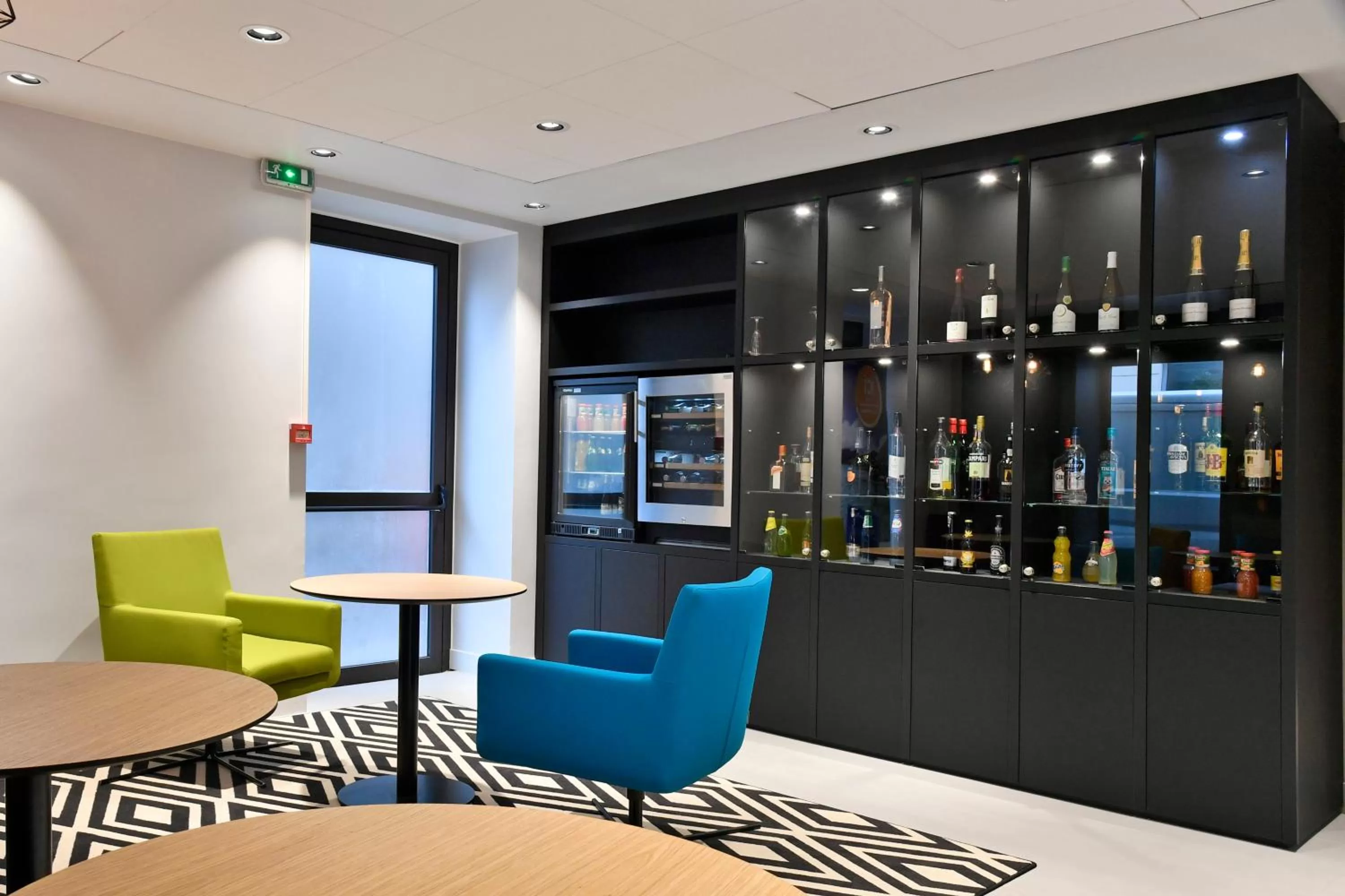 Lounge or bar in Mercure Paris Gare de l'Est
