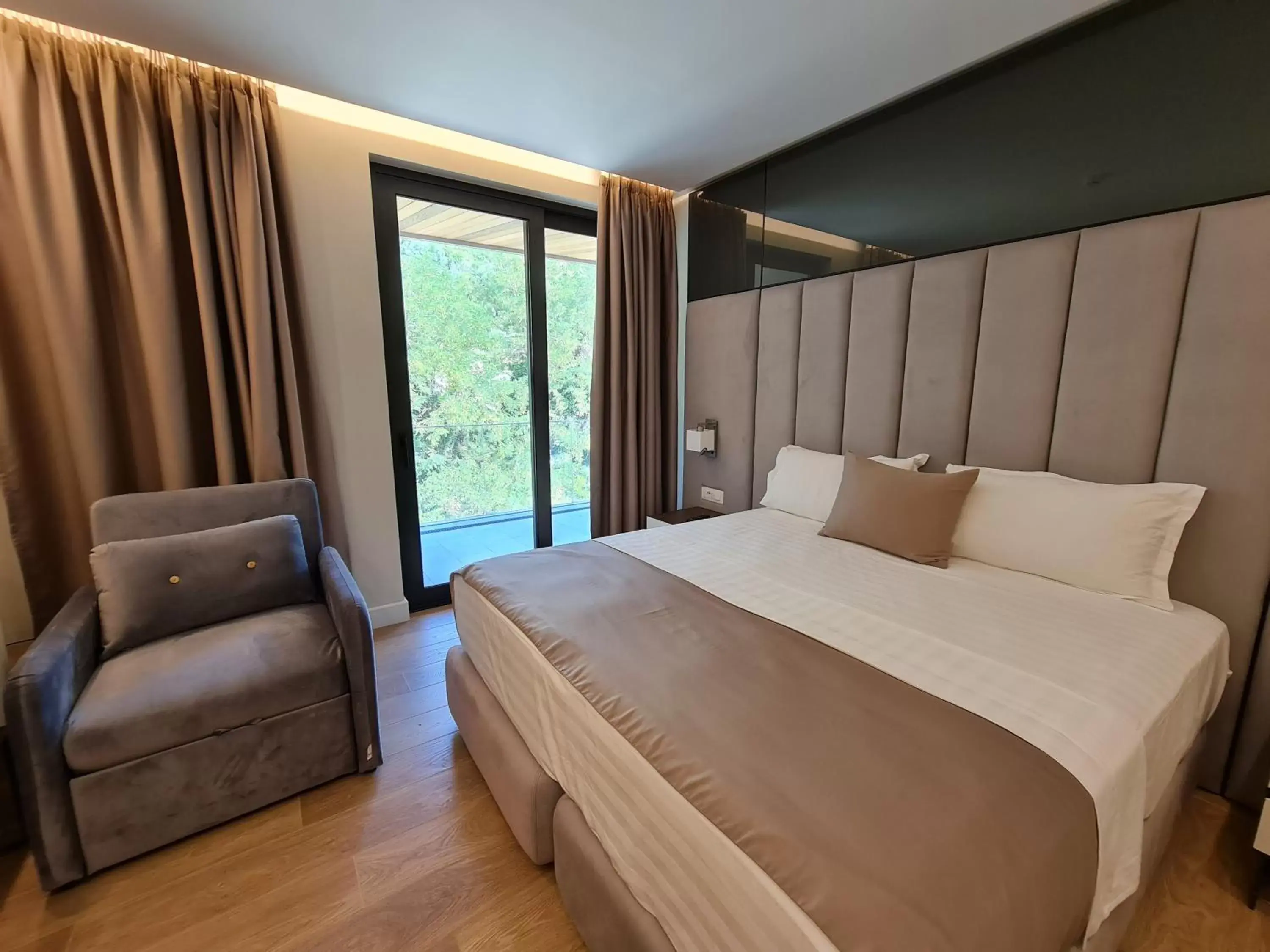 Double Room with Mountain View in Hotel Aross Double Room with Mountain View in Hotel Aross