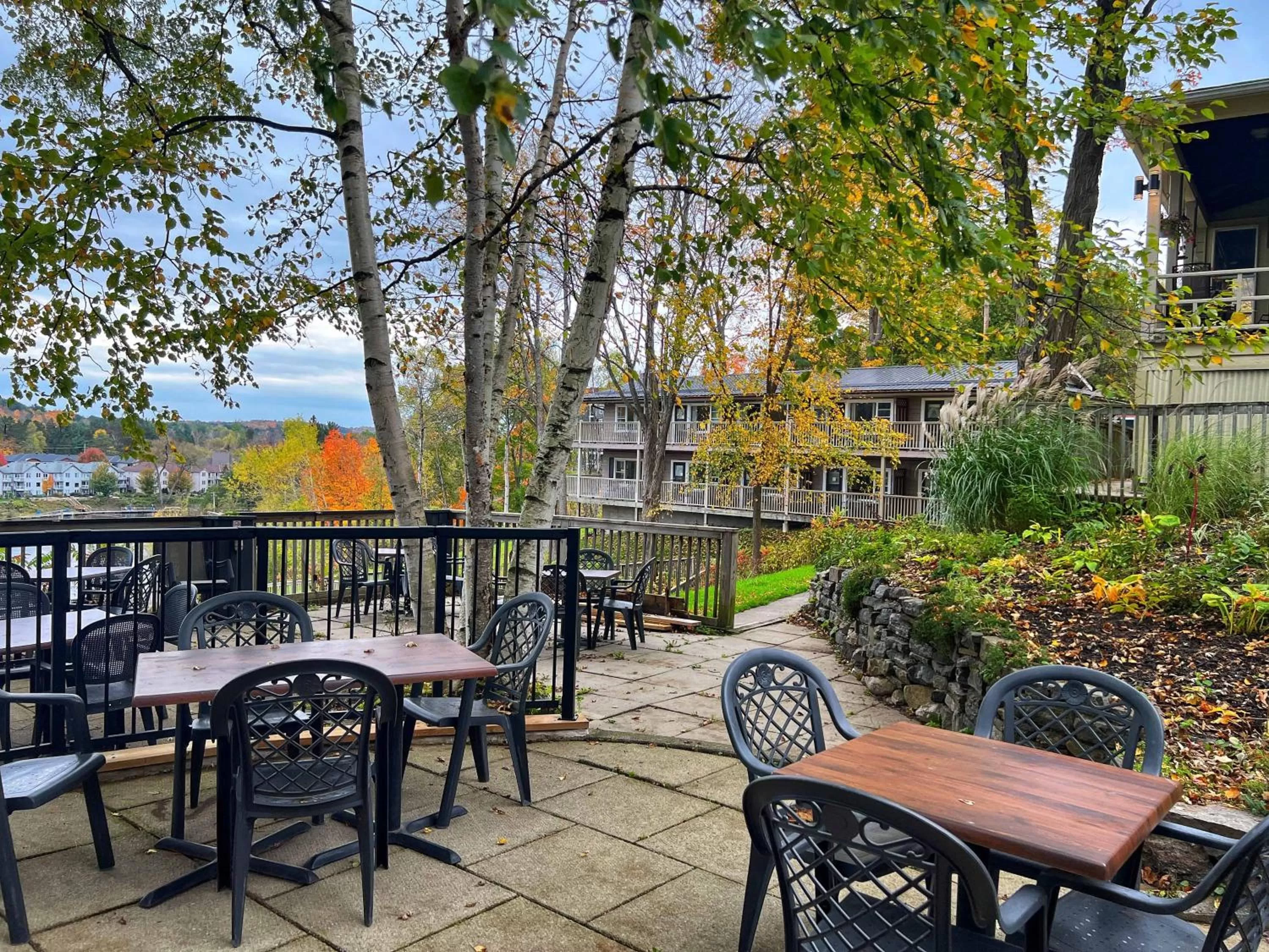 Inn at the Falls