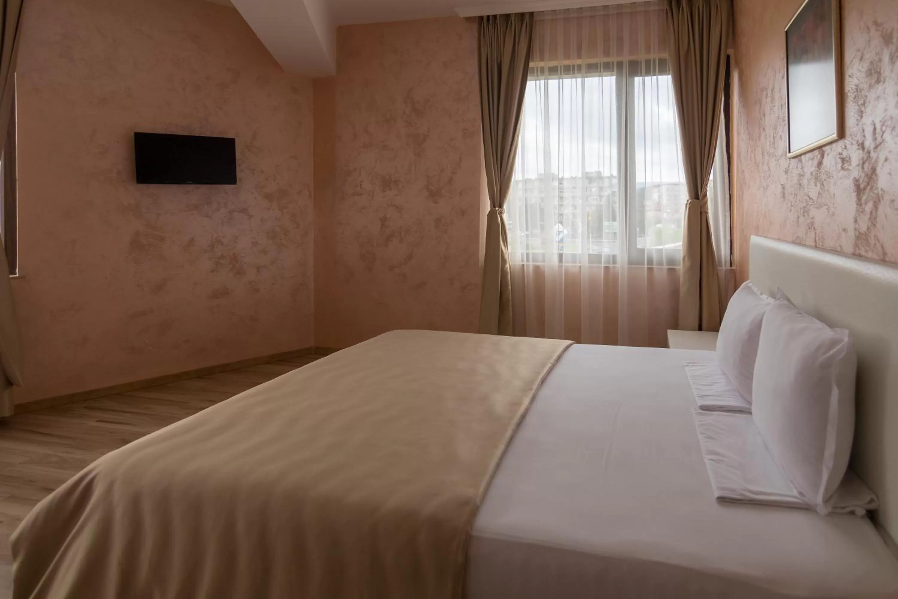 Bedroom, Bed in Hotel Kardjali