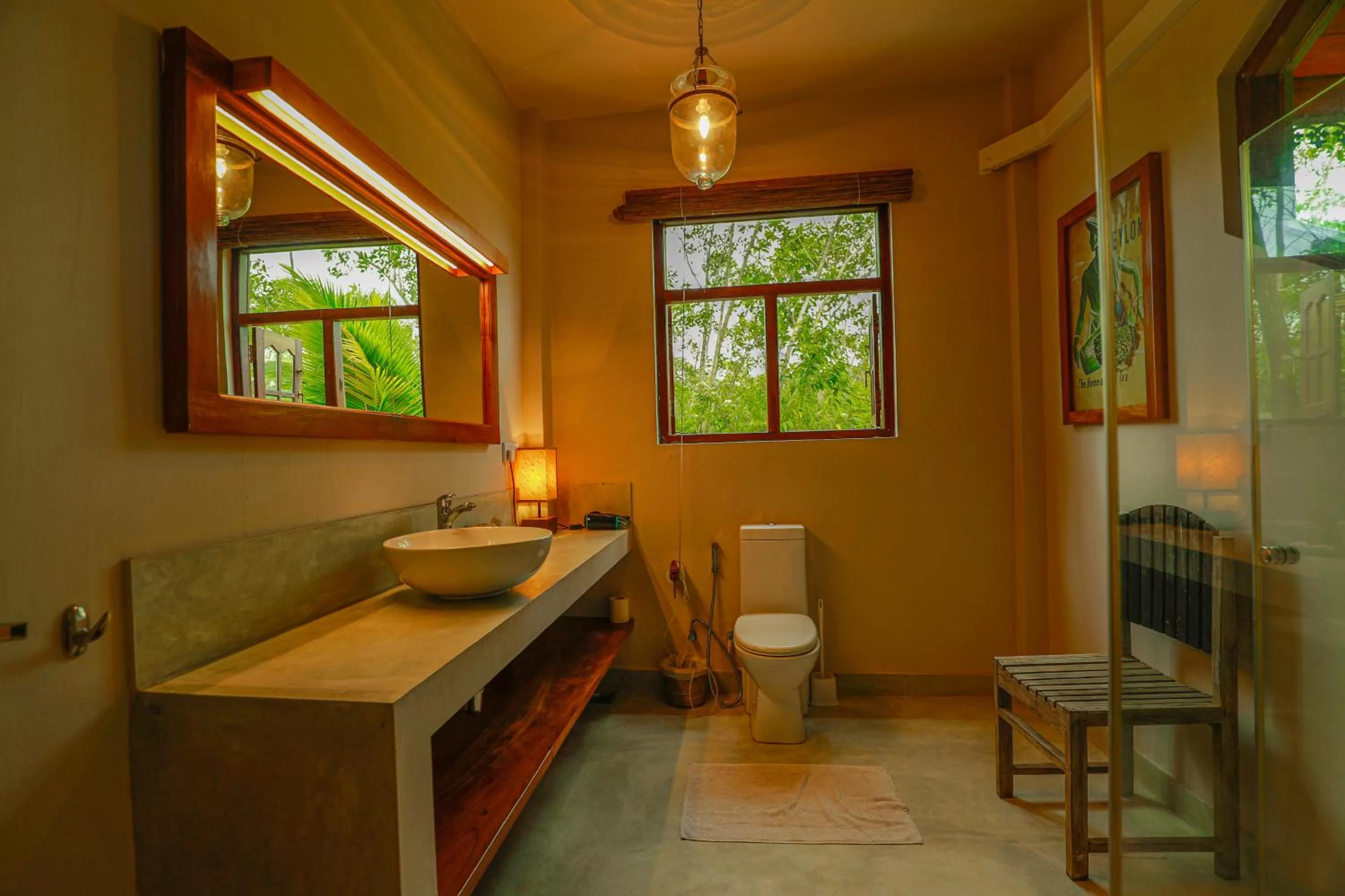 Bathroom, Bed in CHILL VILLE, VIEW POINT HOTEL