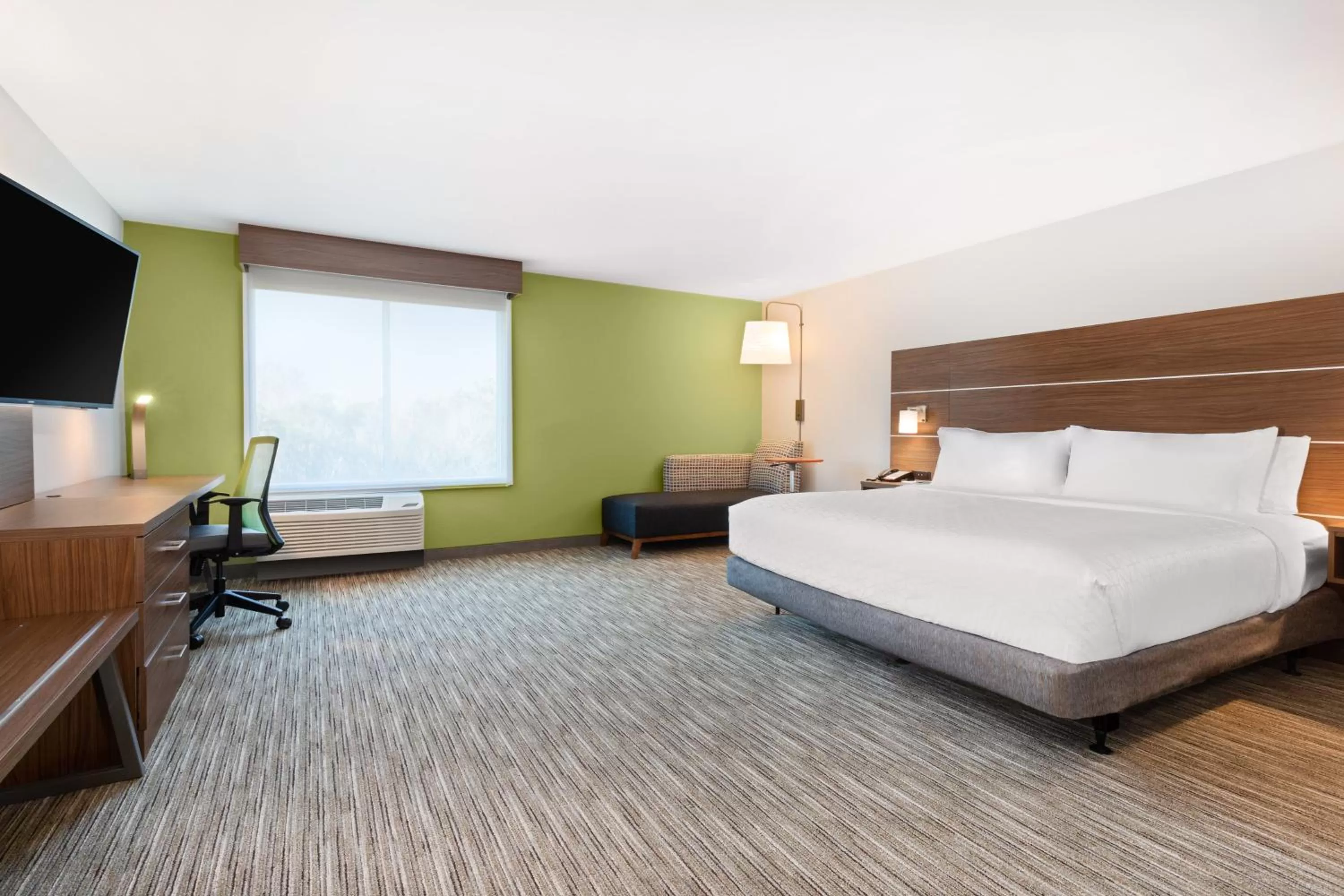 Photo of the whole room, Bed in Holiday Inn Express & Suites Niceville - Eglin Area by IHG