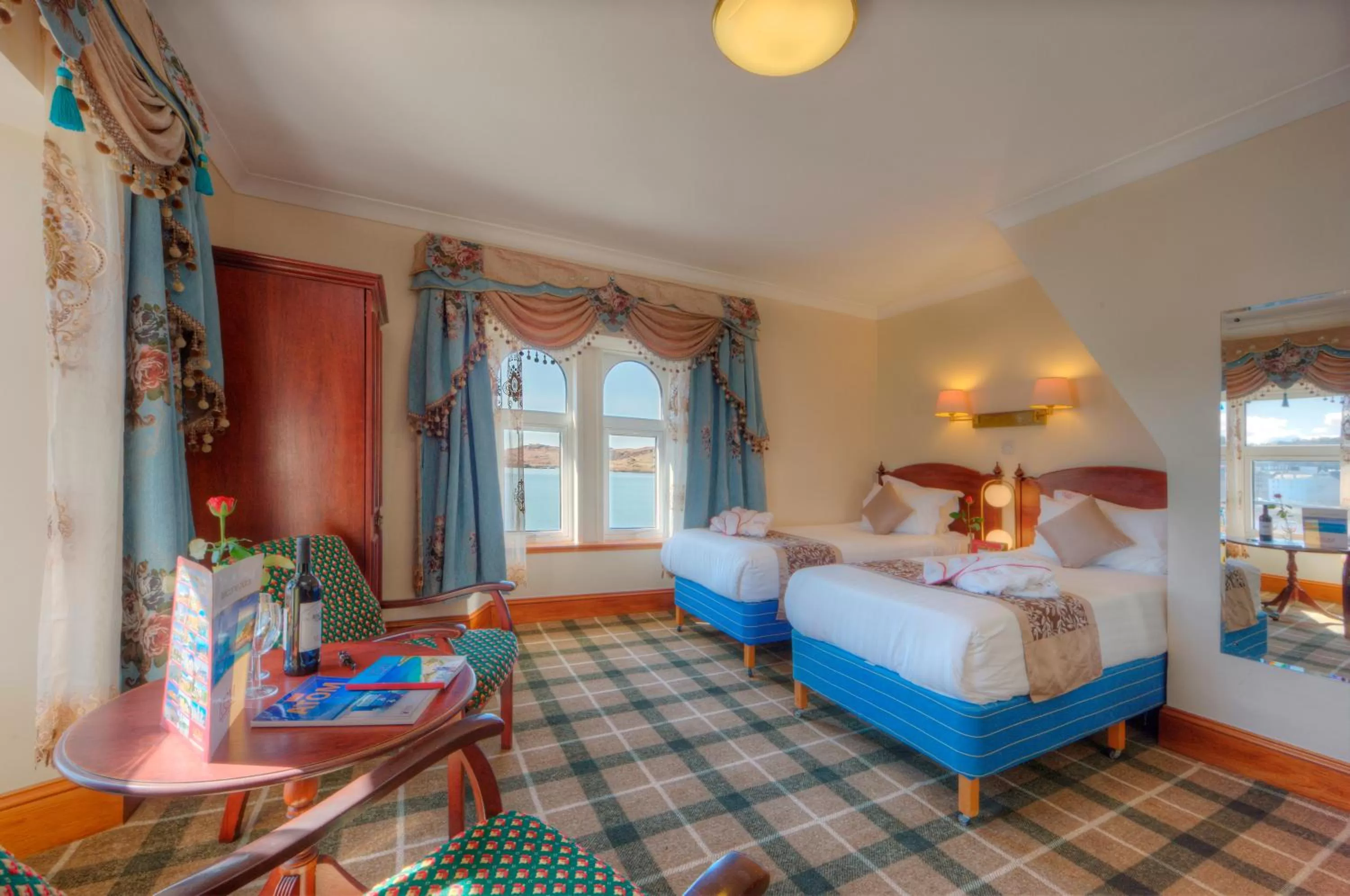 Bedroom, Bed in Muthu Alexandra Hotel