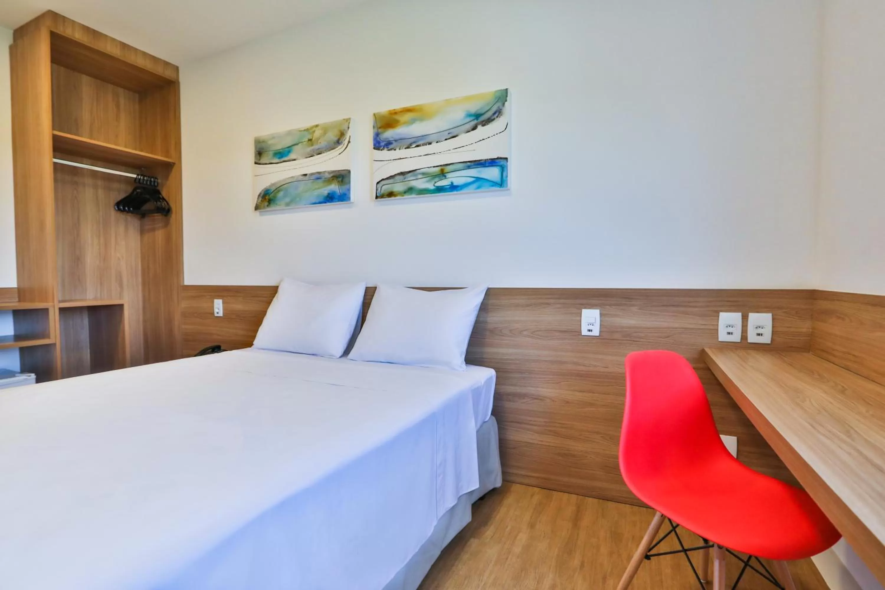 Bed in Blue Tree Towers Jaguariúna