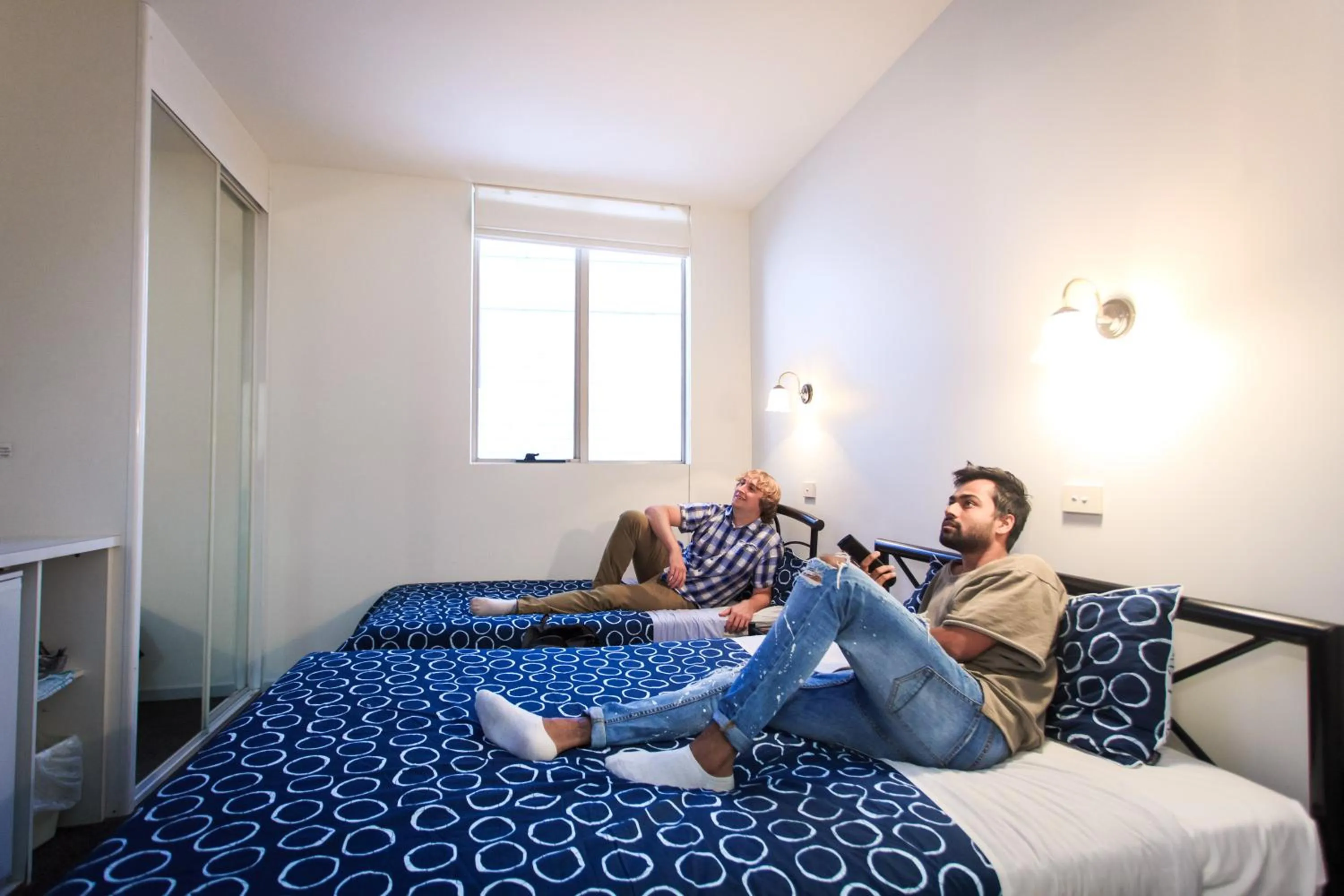 Bed in YHA Hobart Central