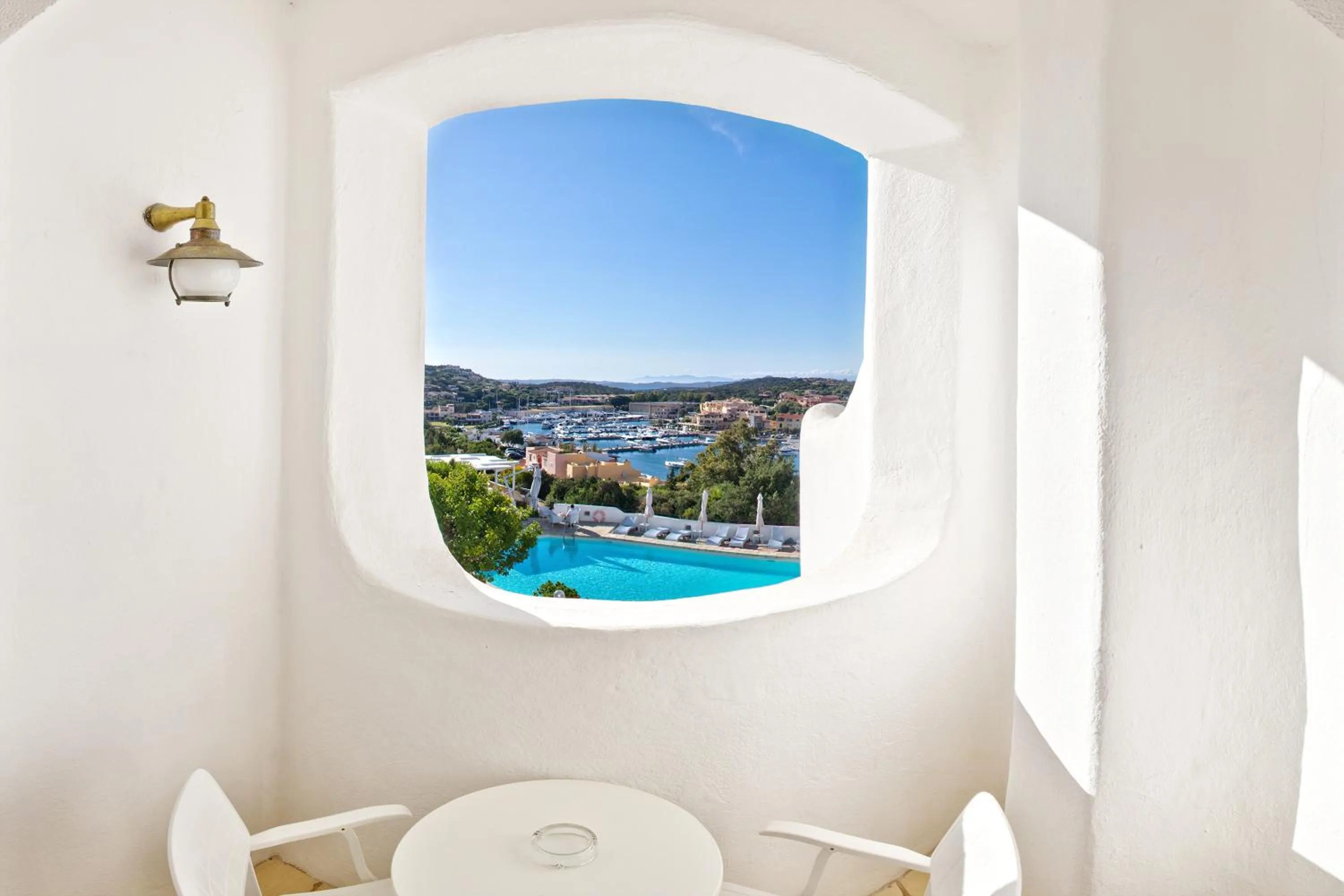 Suite with Sea View in Hotel Luci di la Muntagna