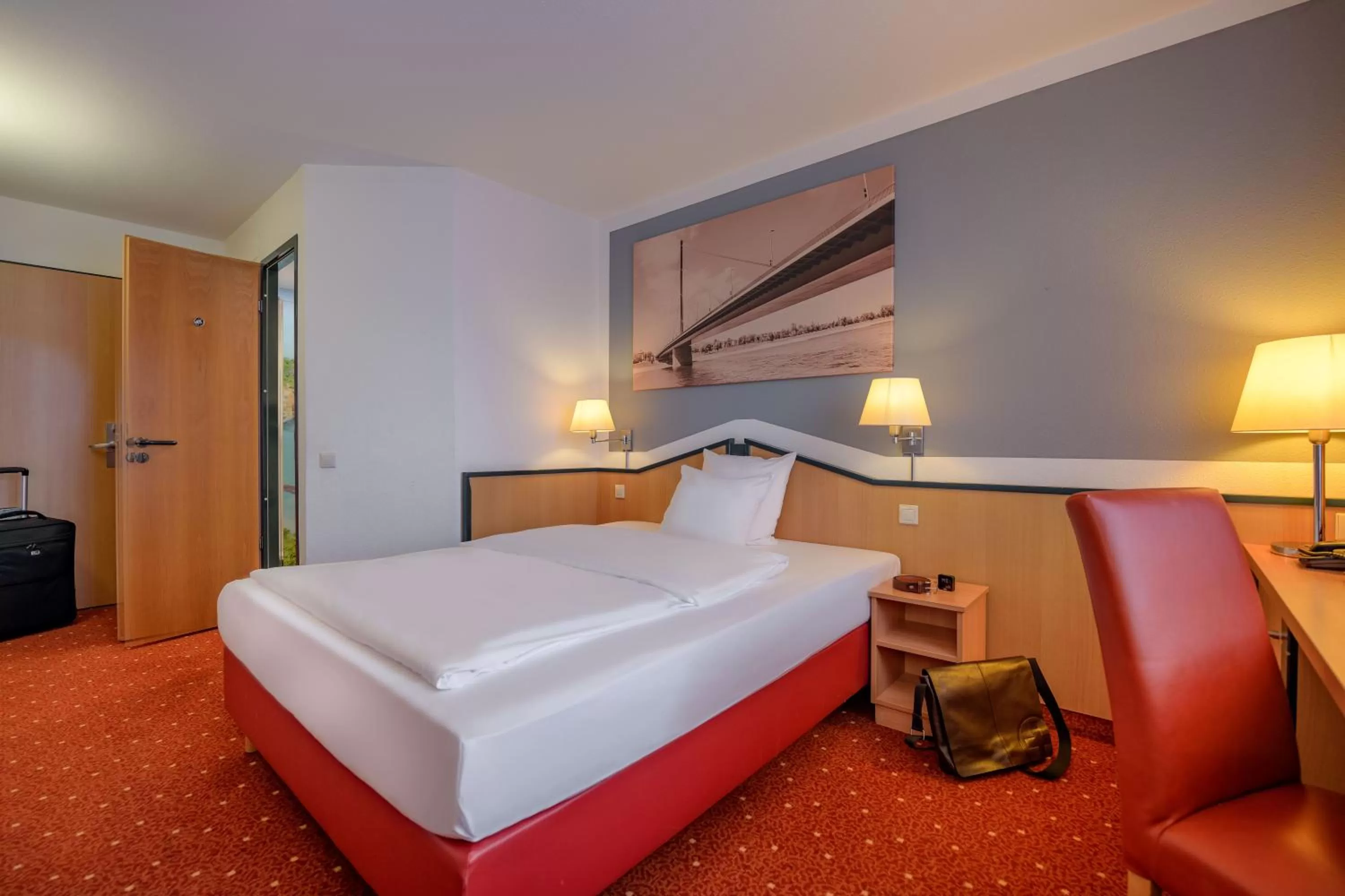 Bedroom, Bed in Mercure Hotel Düsseldorf Ratingen