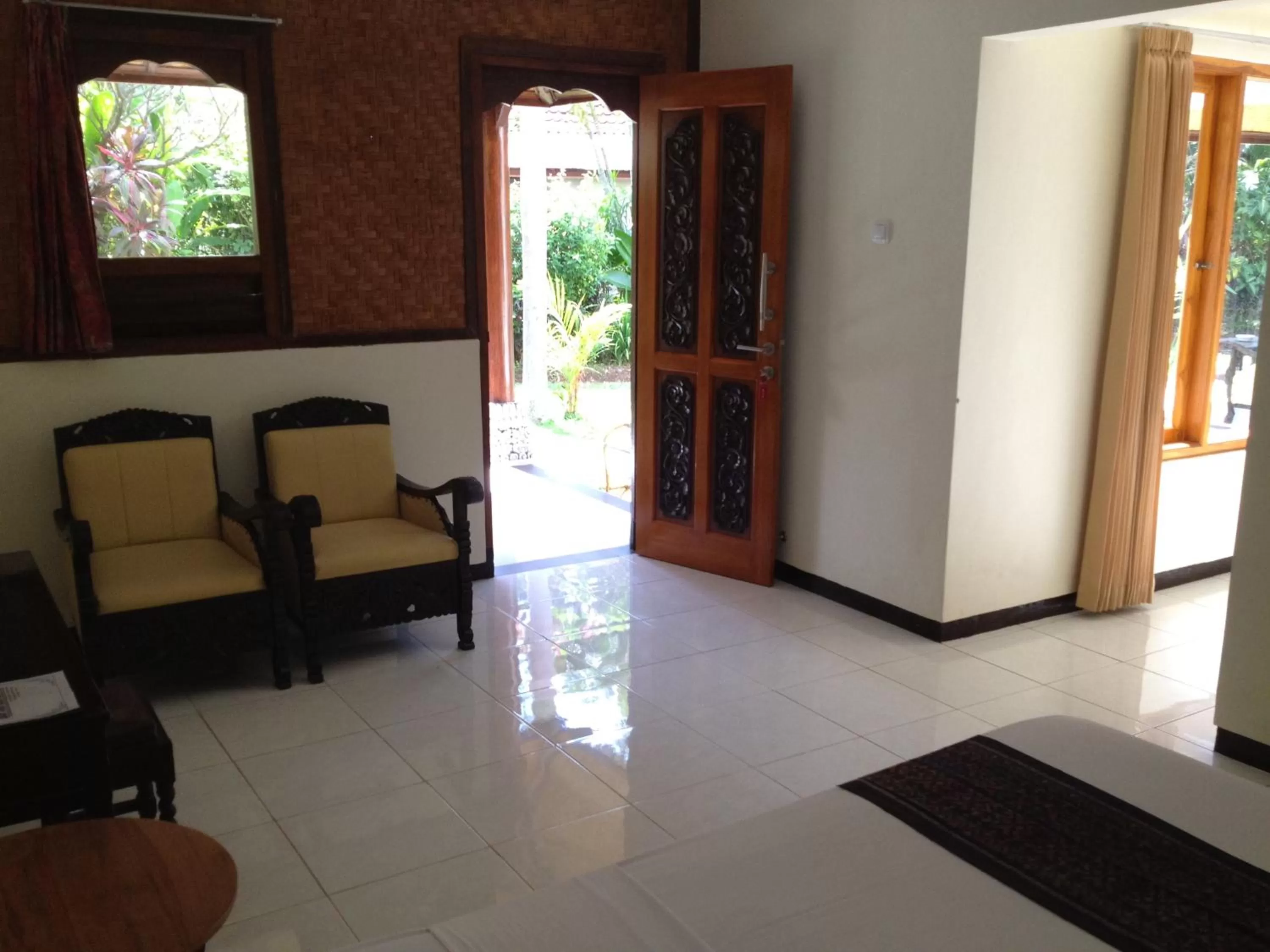 Bedroom, Lobby/Reception in Astina Hotel