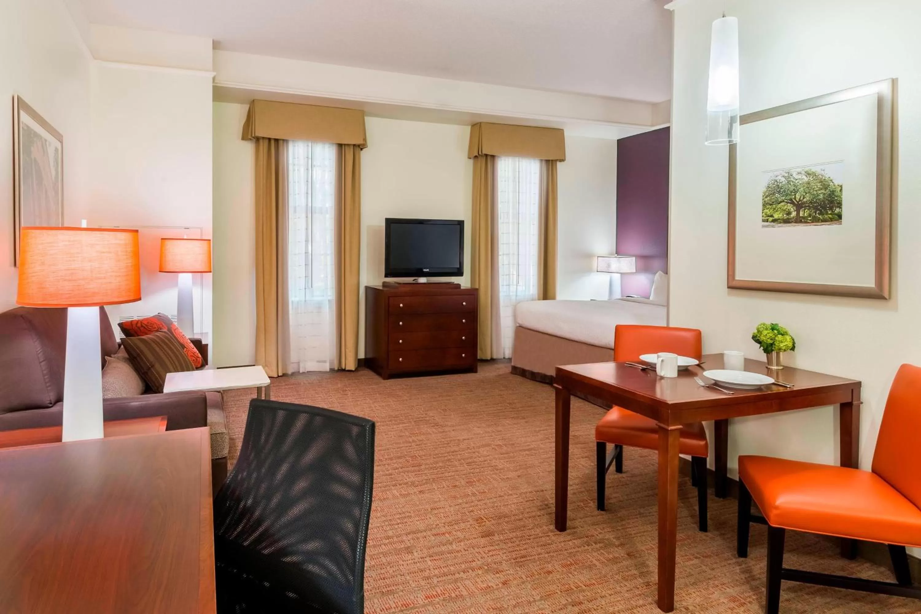 King Studio with Sofa Bed - Hearing Accessible in Residence Inn Savannah Downtown Historic District