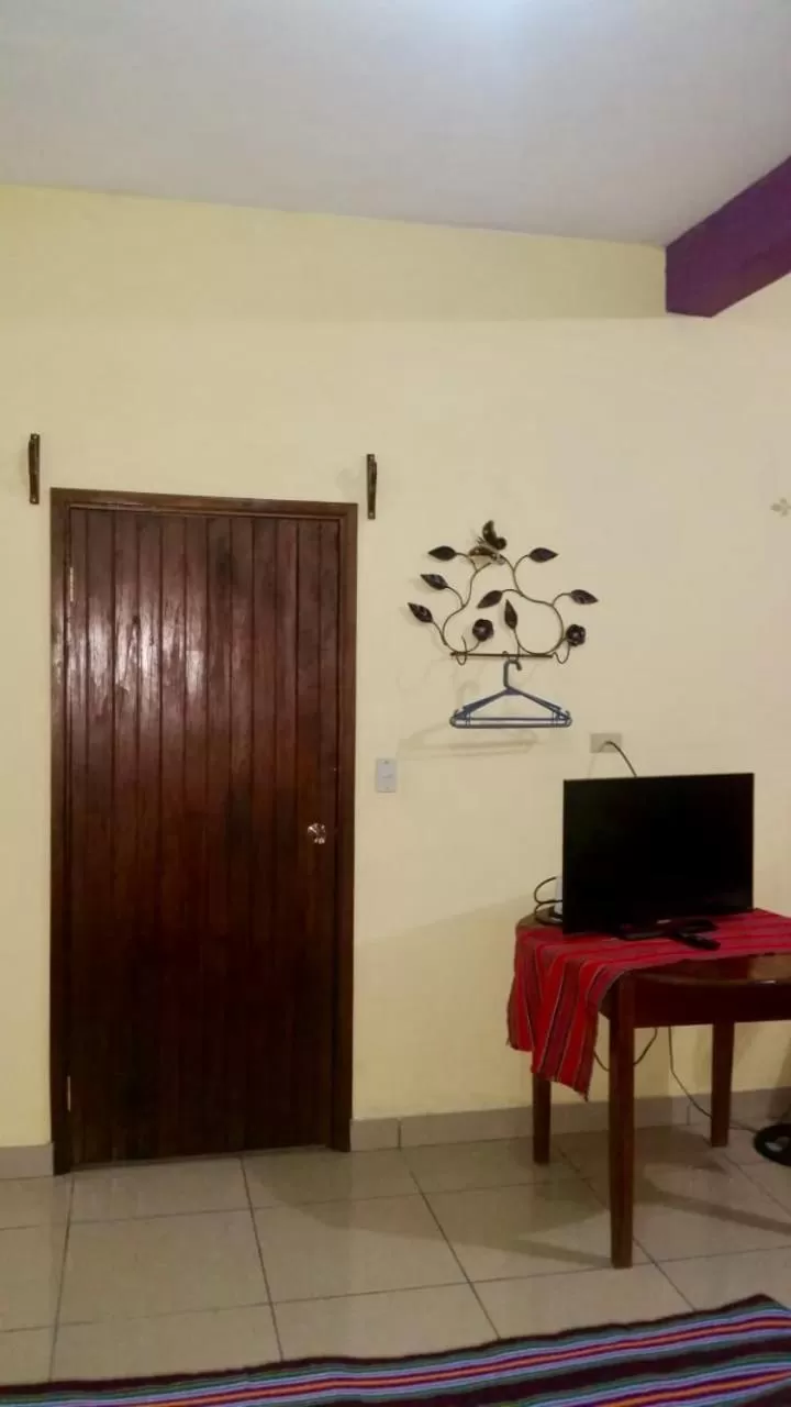 Hotel & Hostal Yaxkin Copan