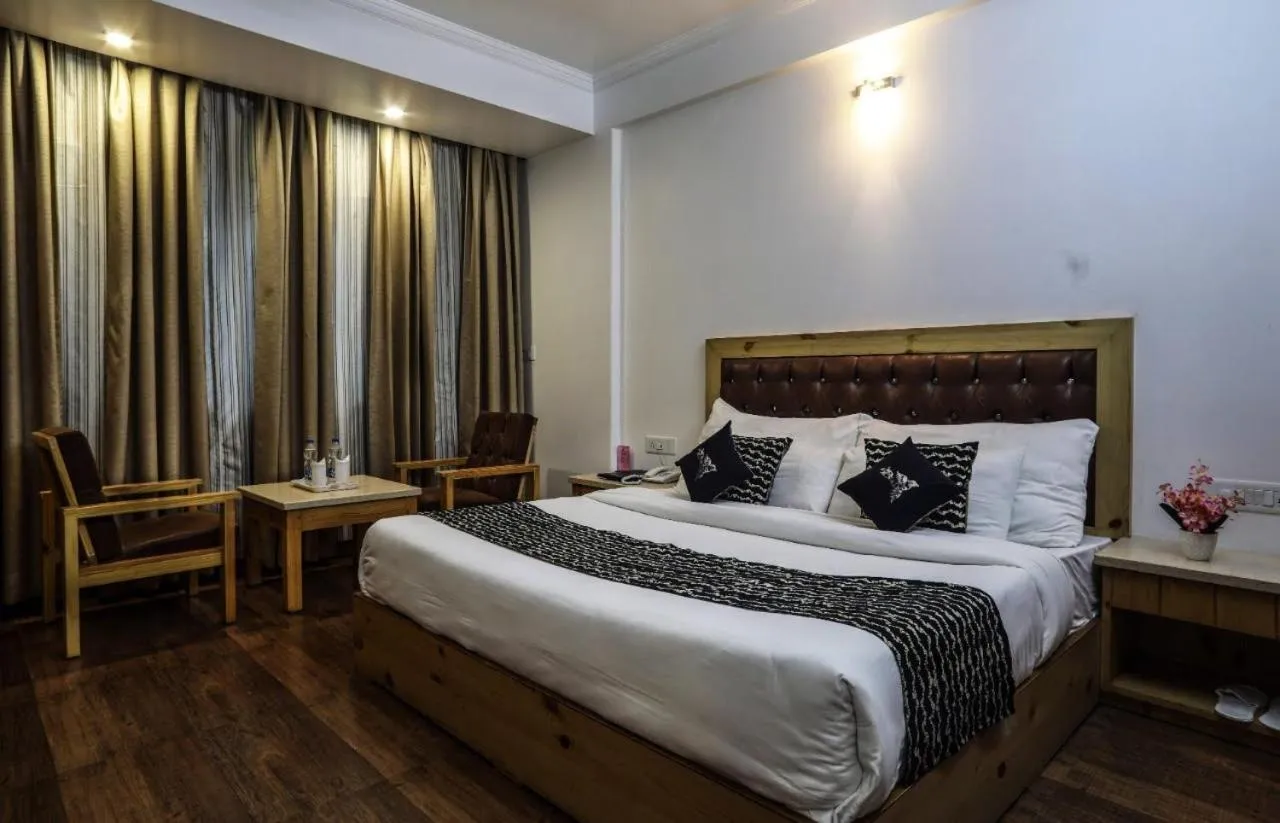 Bed in The Mountain Quail