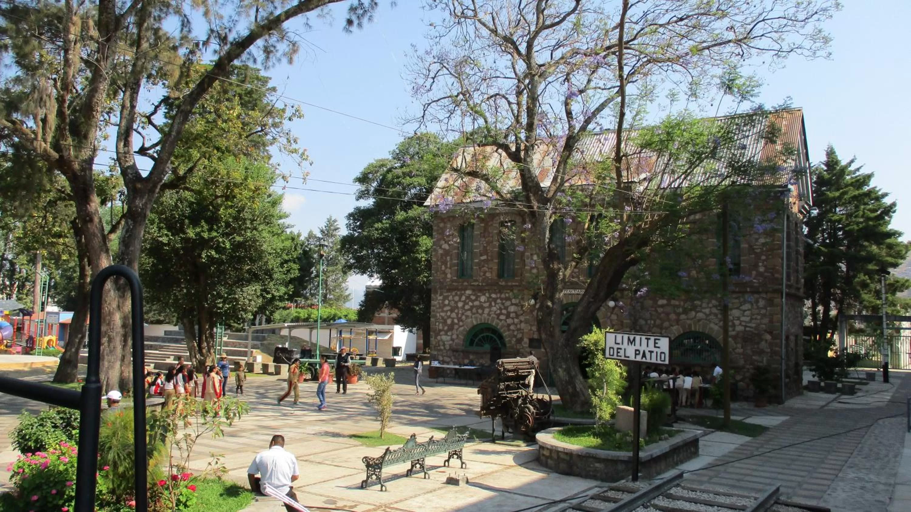 Activities in Hotel Villa Monarca Inn