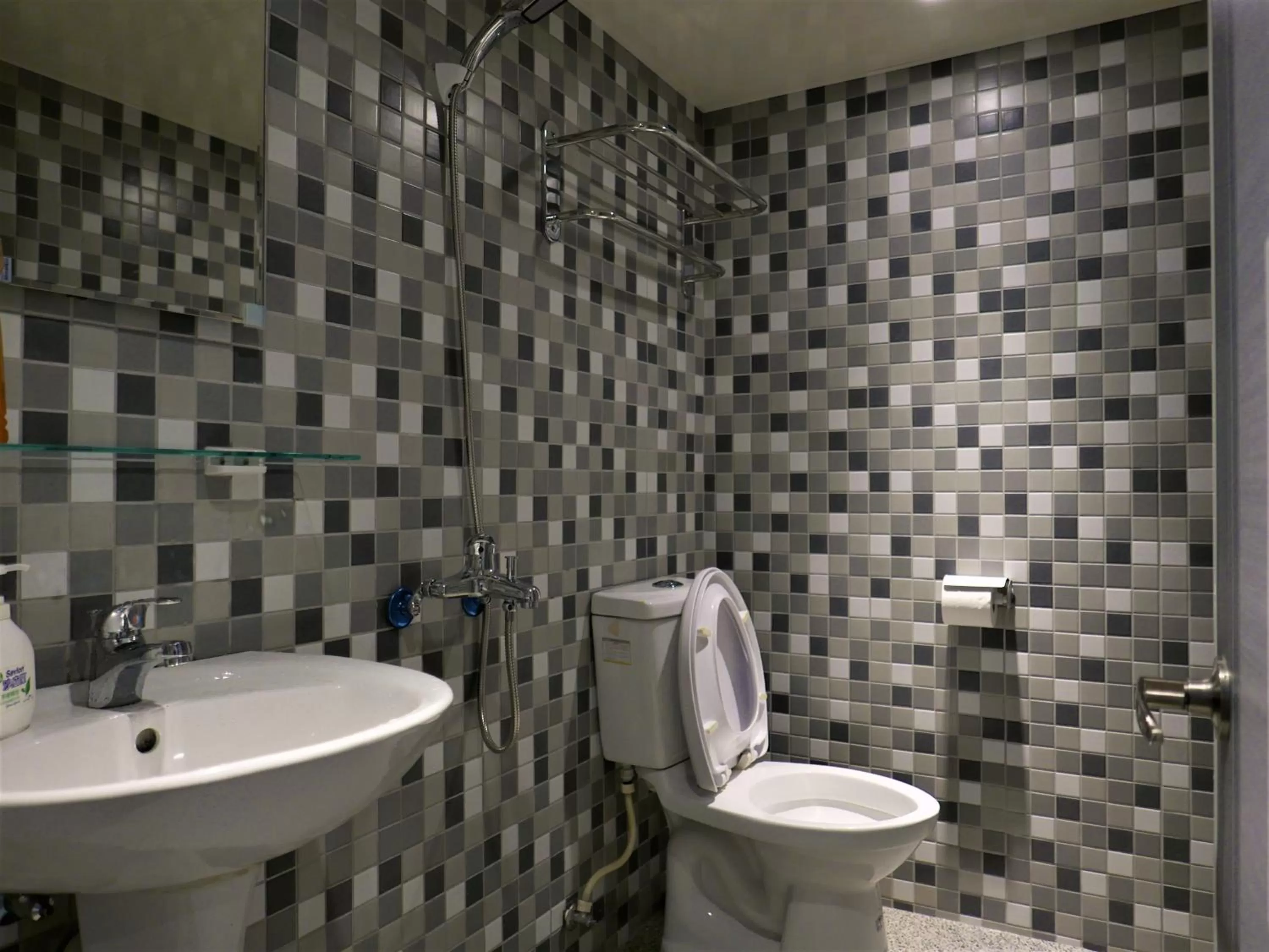 Bathroom in 泊居旅店 Oursinn Hotel