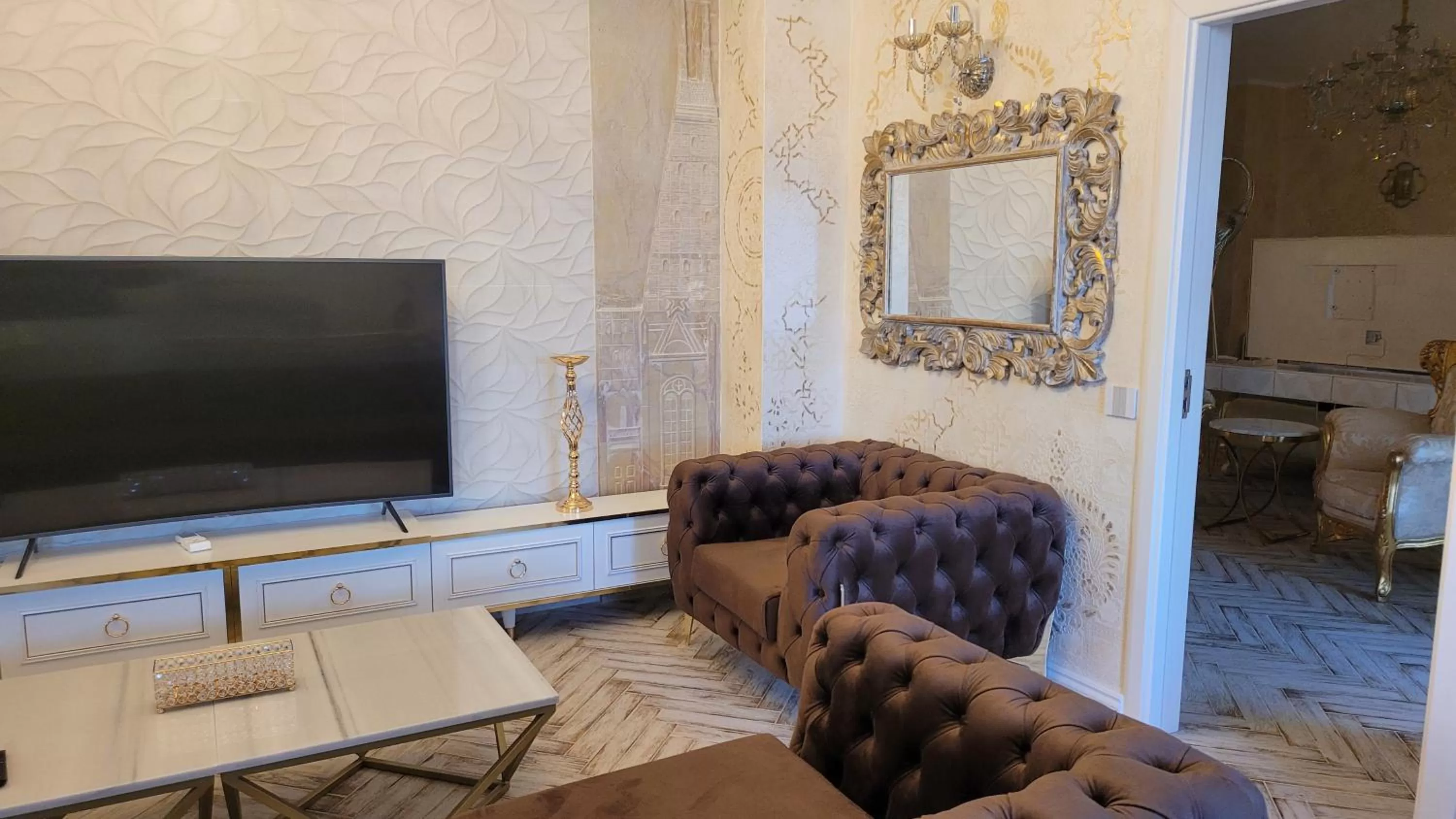 TV and multimedia, TV/Entertainment Center in Terrace Suites Iasi