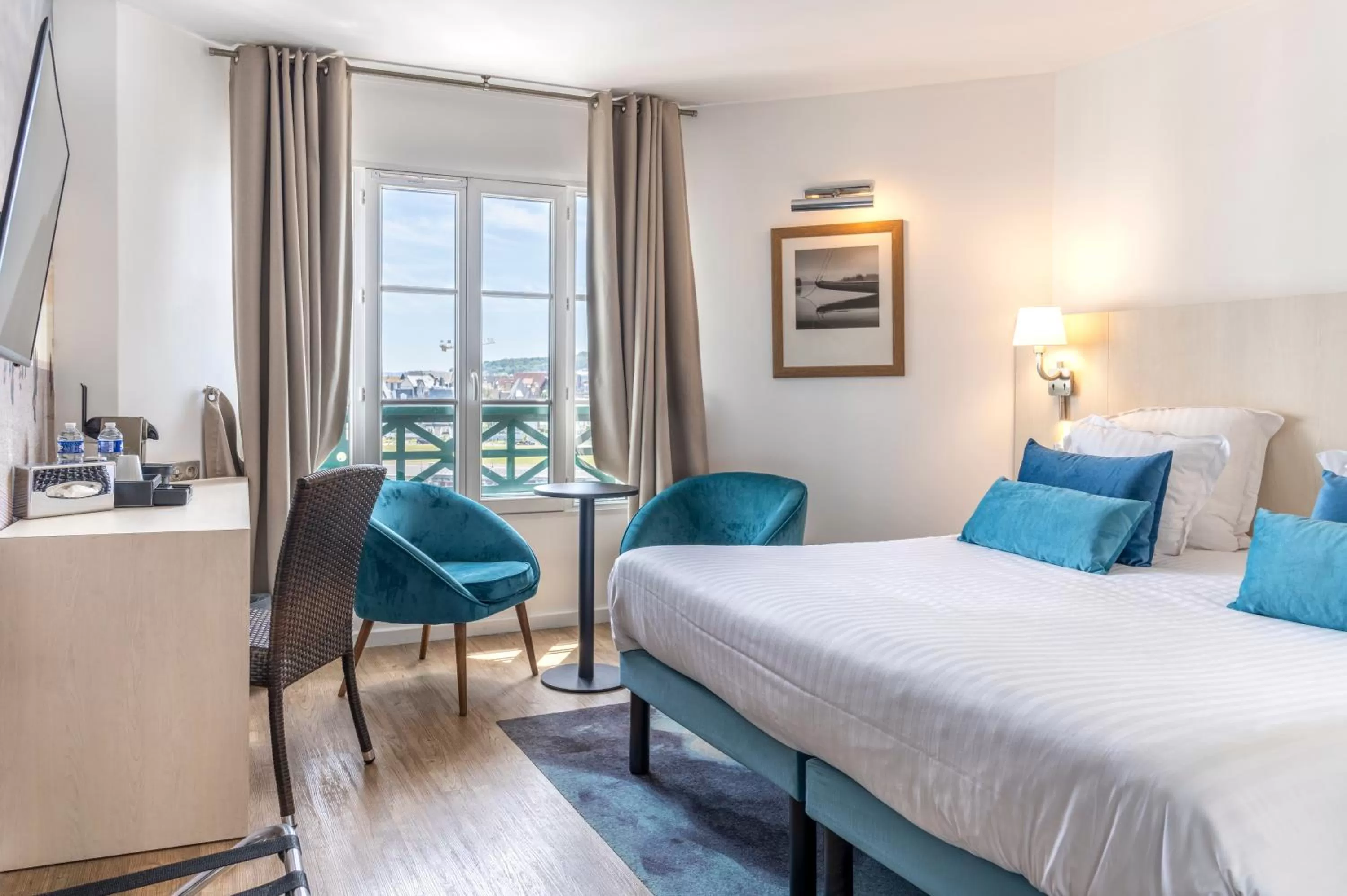 Bedroom, Bed in SOWELL HOTELS Le Beach