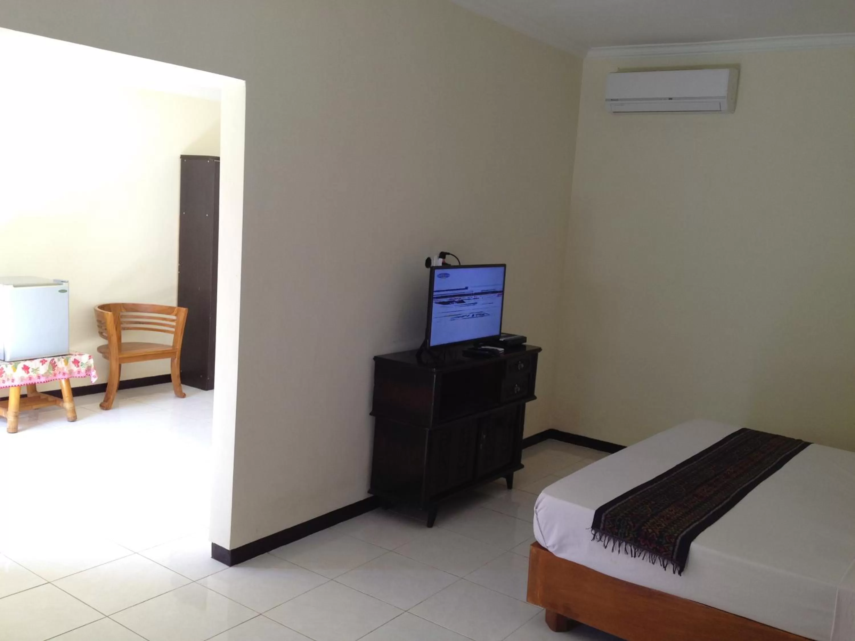 Bedroom, Room Photo in Astina Hotel