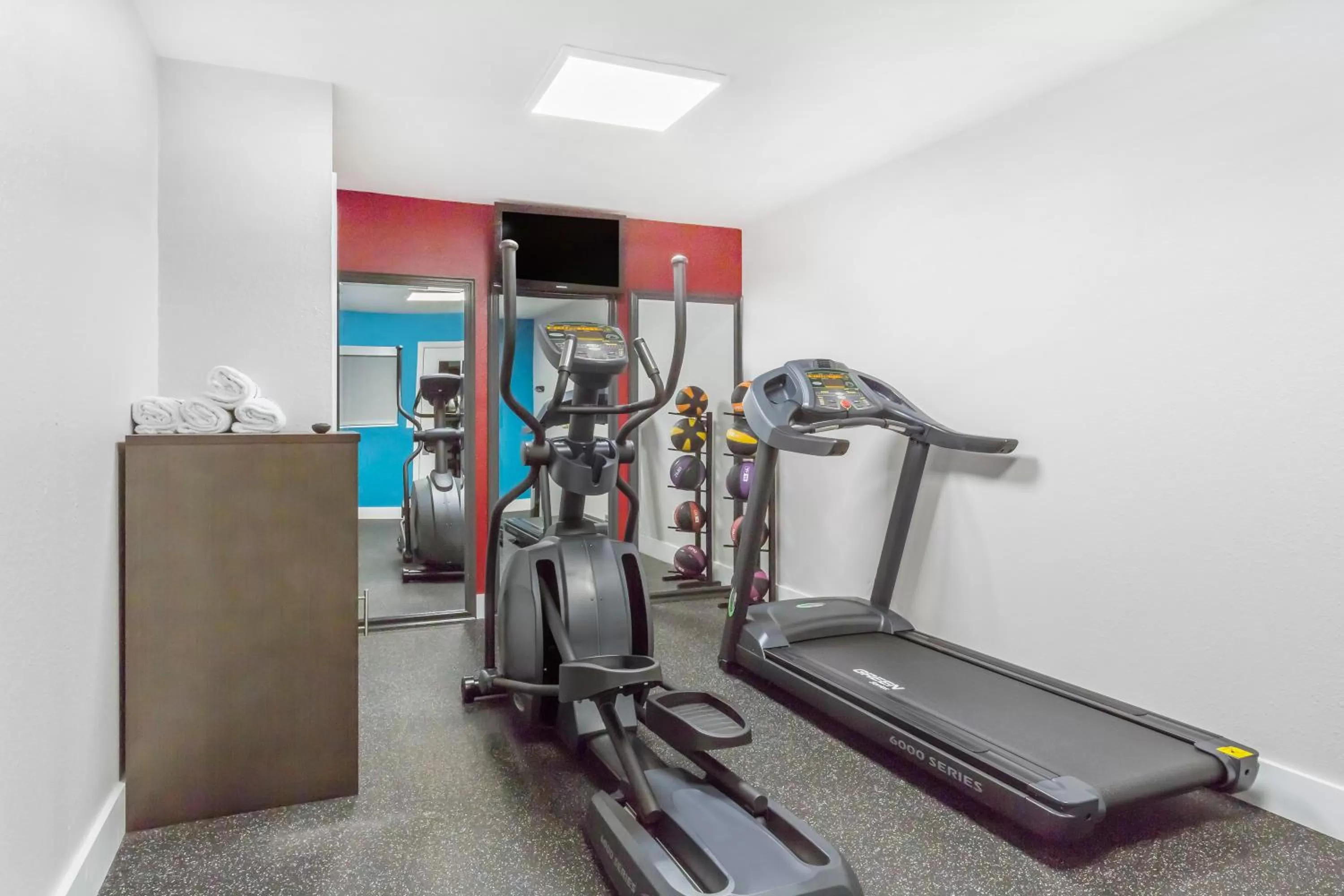 Fitness centre/facilities in Ramada by Wyndham Monterey