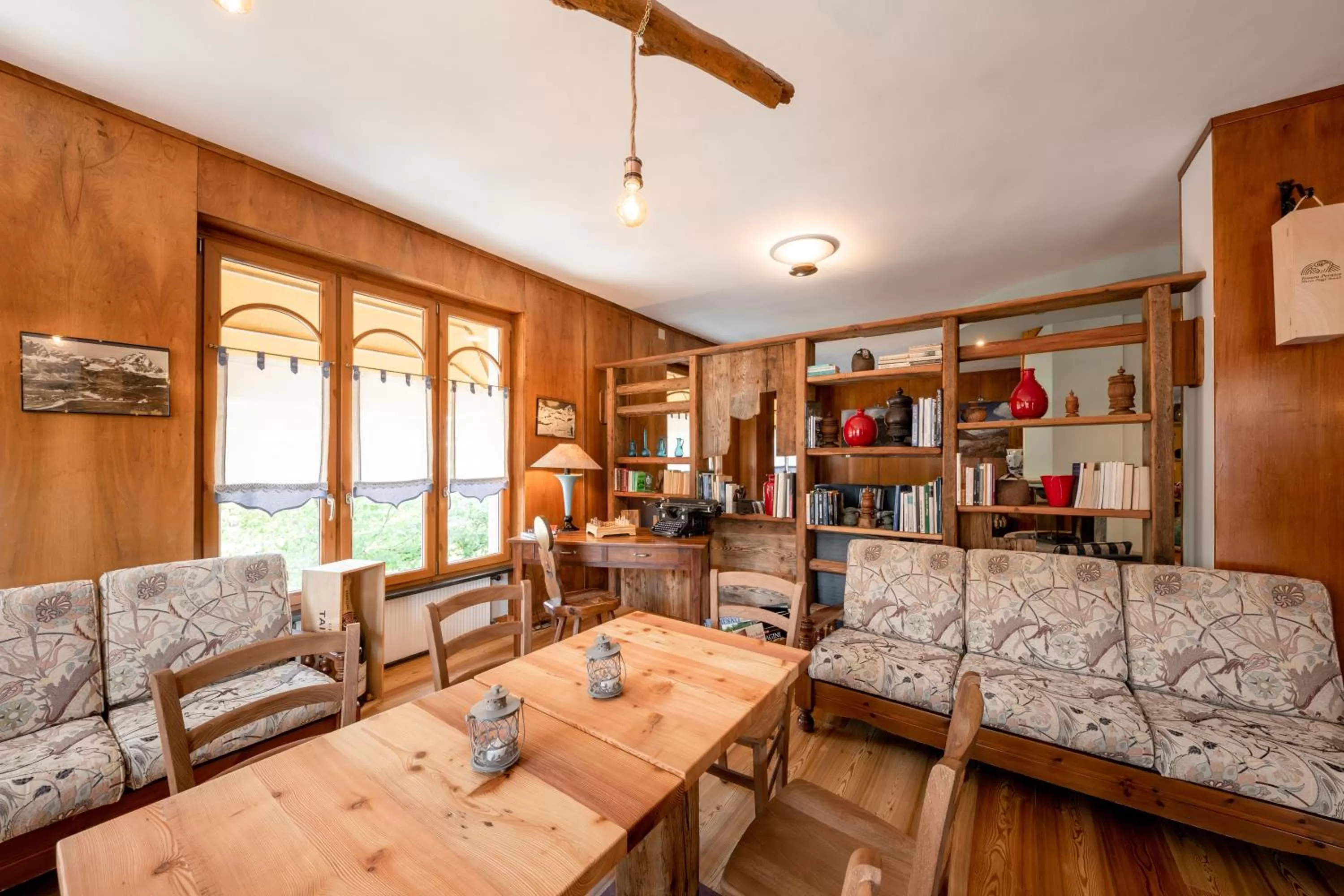 Lounge or bar in Hotel Elena