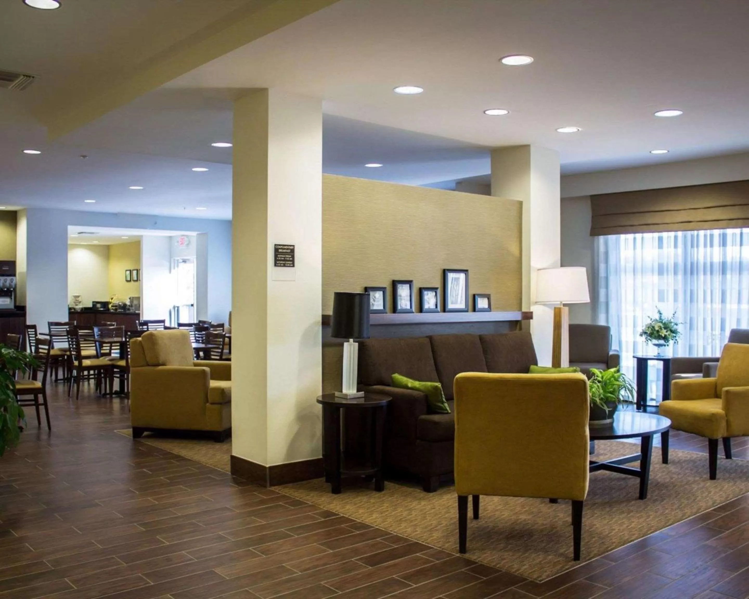 Lobby or reception in Sleep Inn & Suites Moundsville - Wheeling